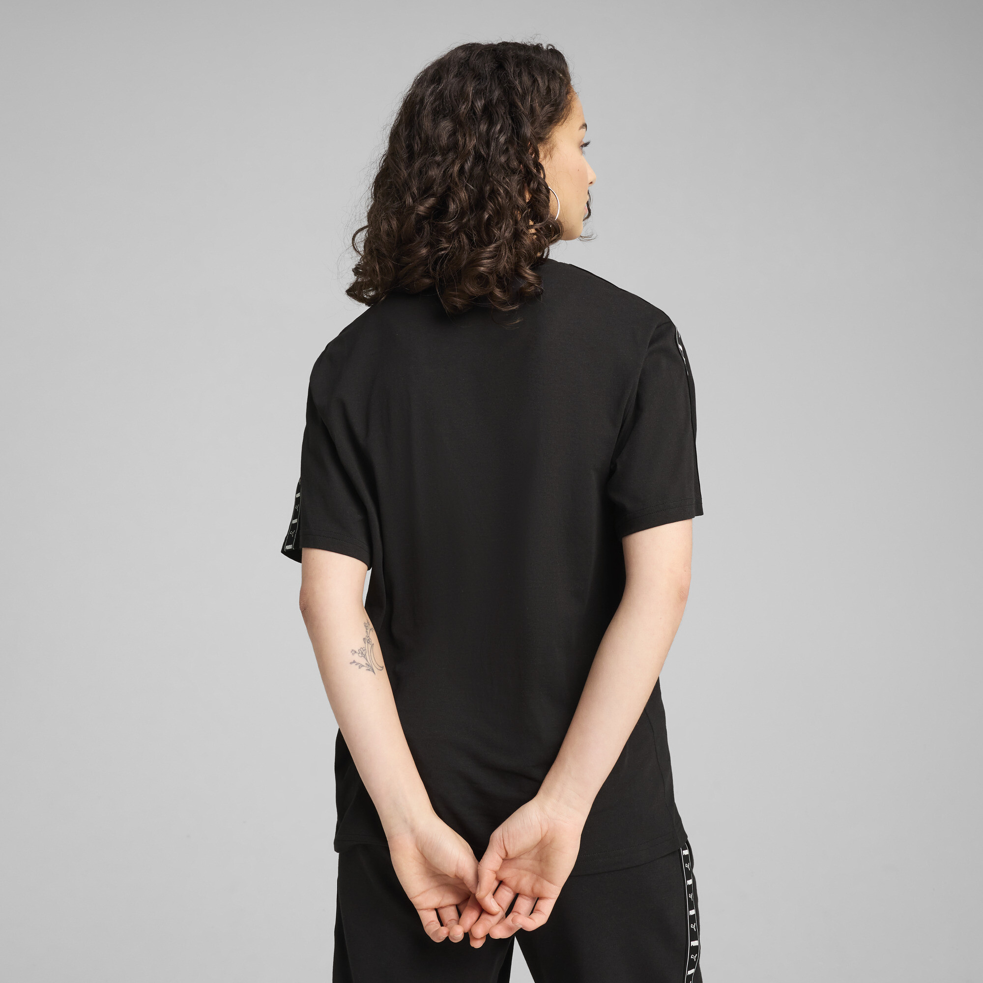 PUMA ESS TAPE relaxed T-shirt voor Dames, Zwart, Maat XS thumbnail 5