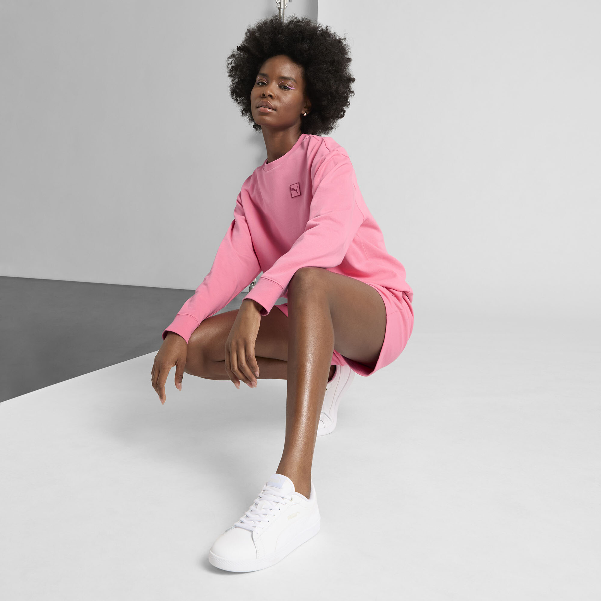 PUMA Elevated Essentials Women's Comfort Crew Sweatshirt - Picture 30 of 50