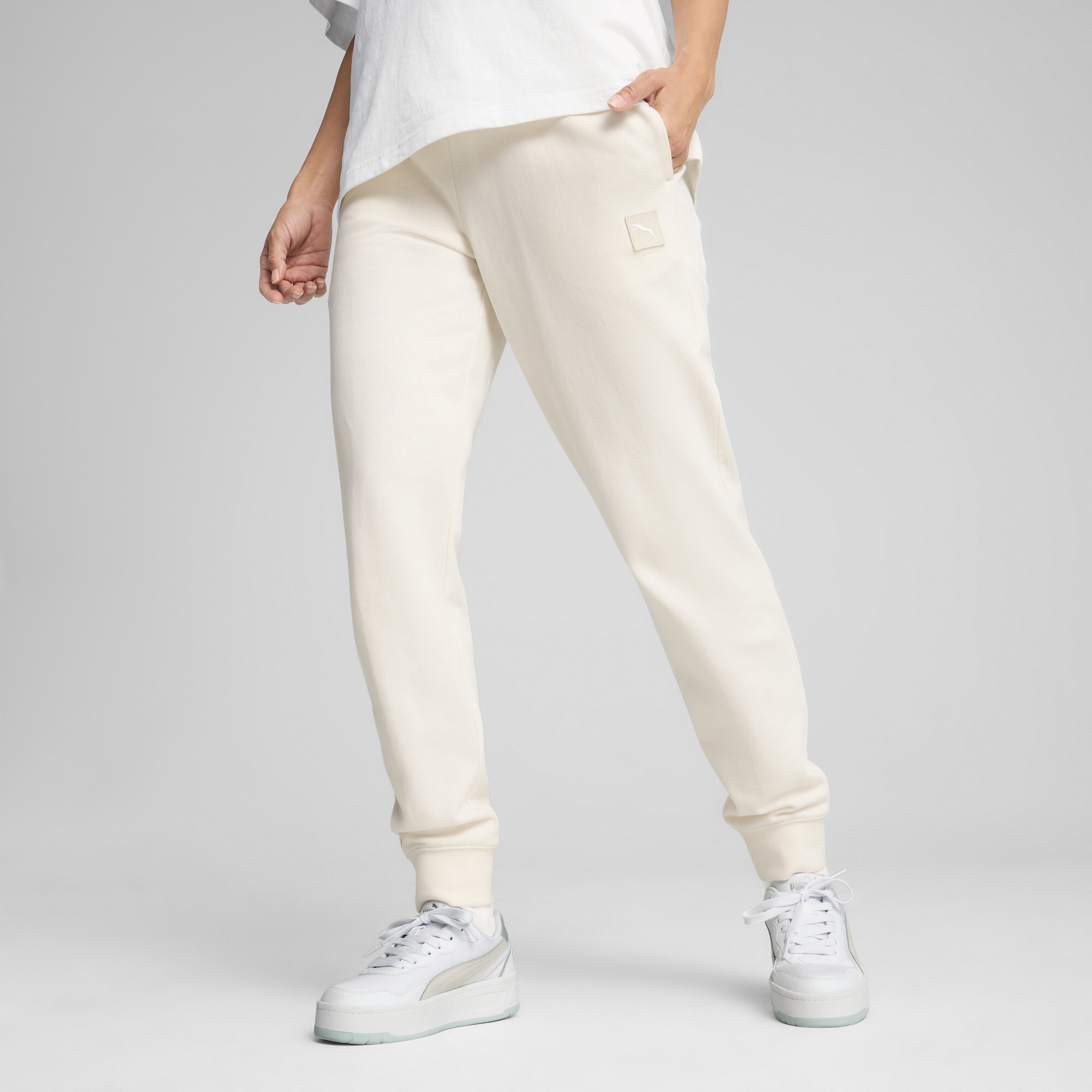 Puma ESS ELEVATED Jogginghose Damen | Mit Plain | No Dye | Größe: XS