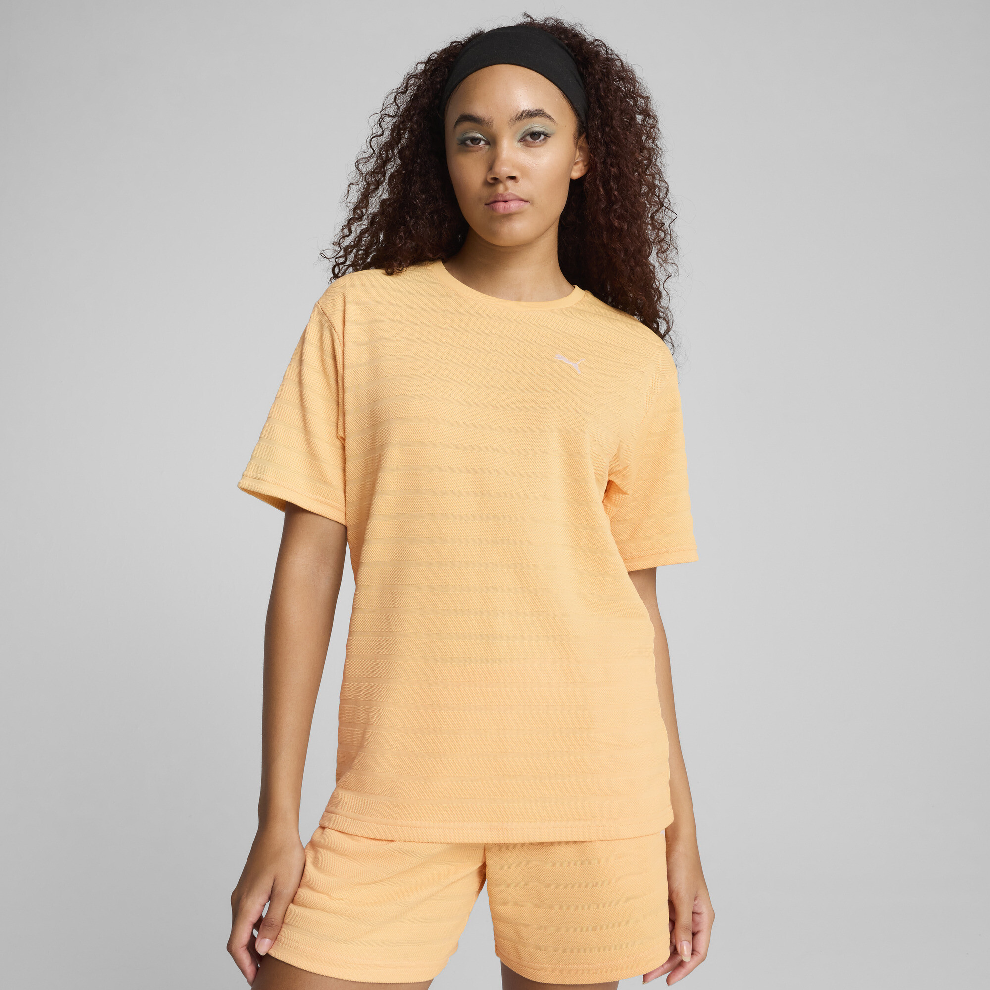 Puma ESS ELEVATED Strukturiertes Relaxed Fit T-Shirt Damen | Mit Plain | Almost Apricot | Größe: XL