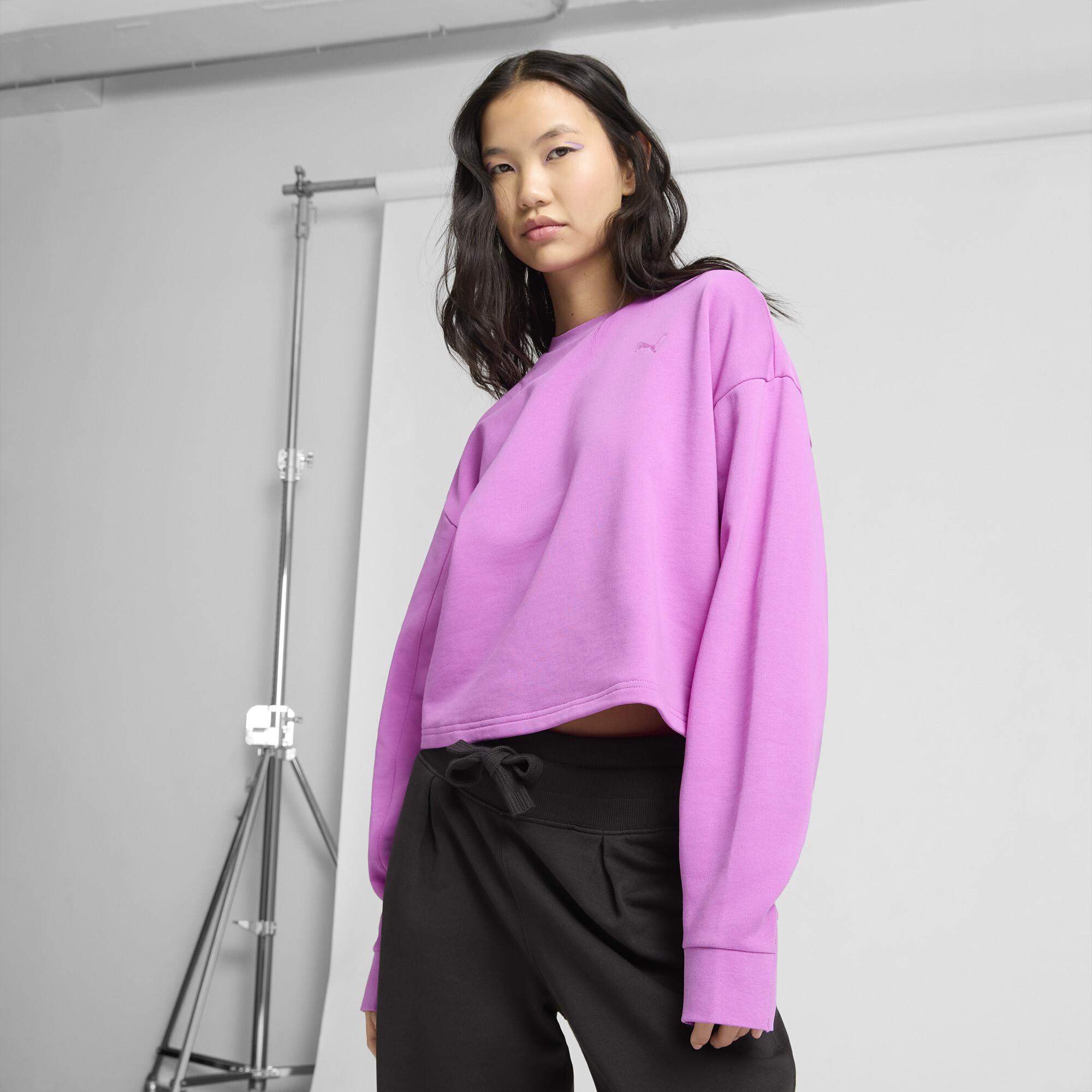 Puma Her Relaxed Crew Women In Purple