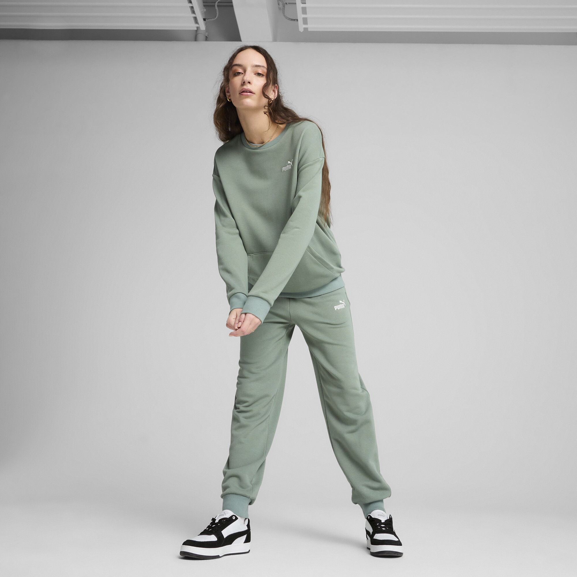 Puma Relaxed Trainingsanzug Damen | Mit Plain | Green Moon | Größe: XS