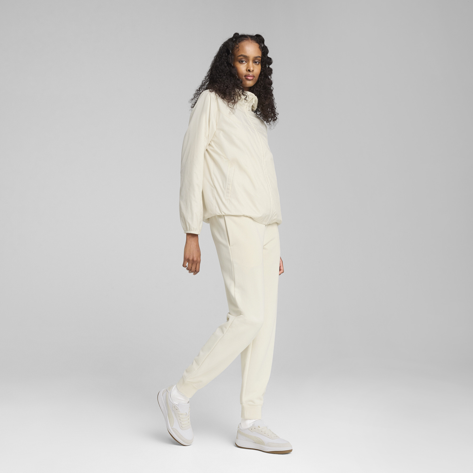 PUMA Essentials windjack met normale pasvoorm voor Dames, Maat L thumbnail 6