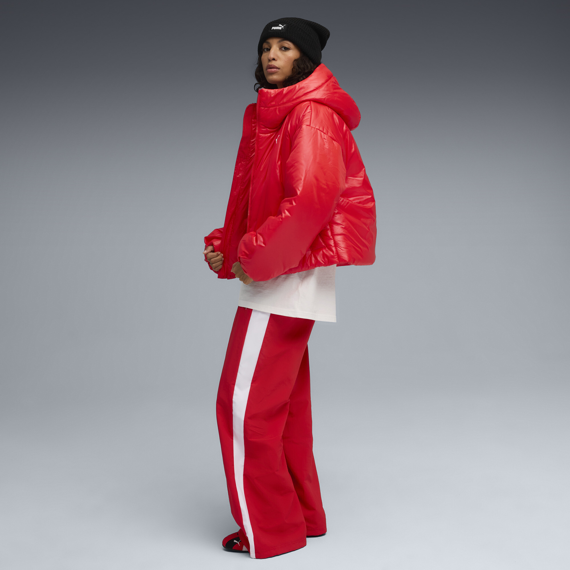 PUMA Wardrobe Essentials glanzende gewatteerde jas met capuchon voor Dames, Rood, Maat S thumbnail 6