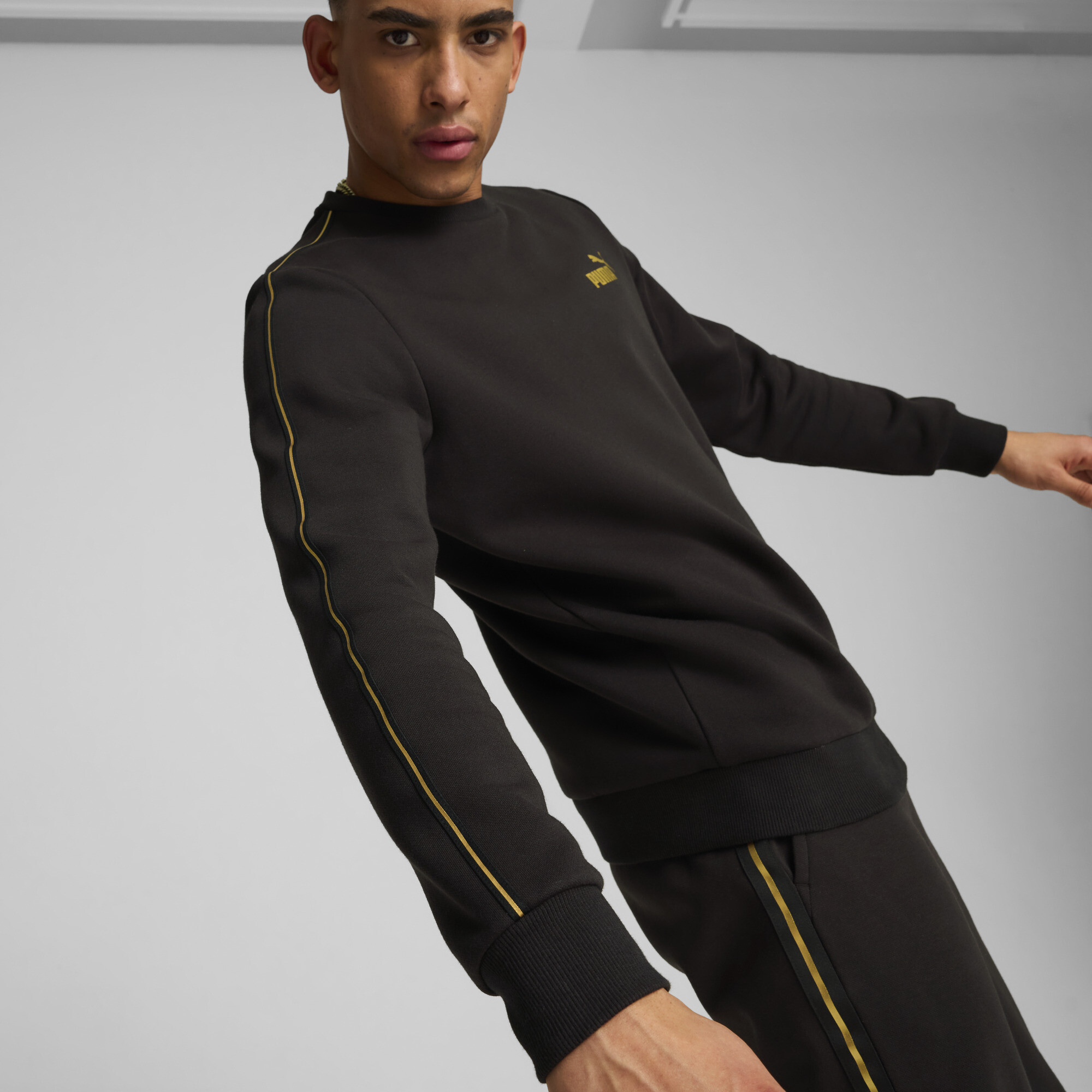 Men's Puma ESS TAPE MINIMAL GOLD Crew, Black, Size XXL, Clothing