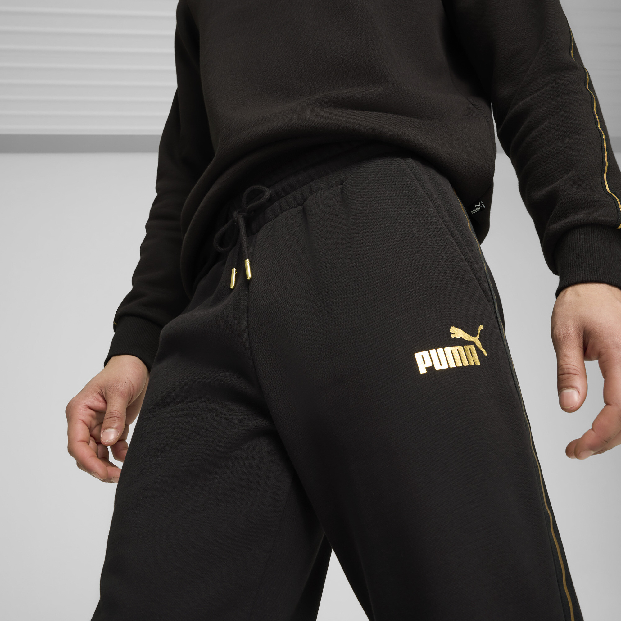 Men's Puma MINIMAL GOLD Sweatpants, Black, Size XXL, Clothing