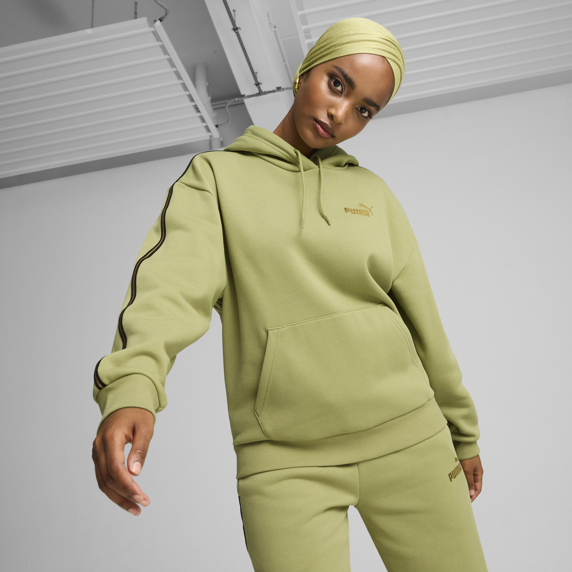 Women's Puma ESS TAPE MINIMAL GOLD Hoodie, Green, Size XL, Clothing