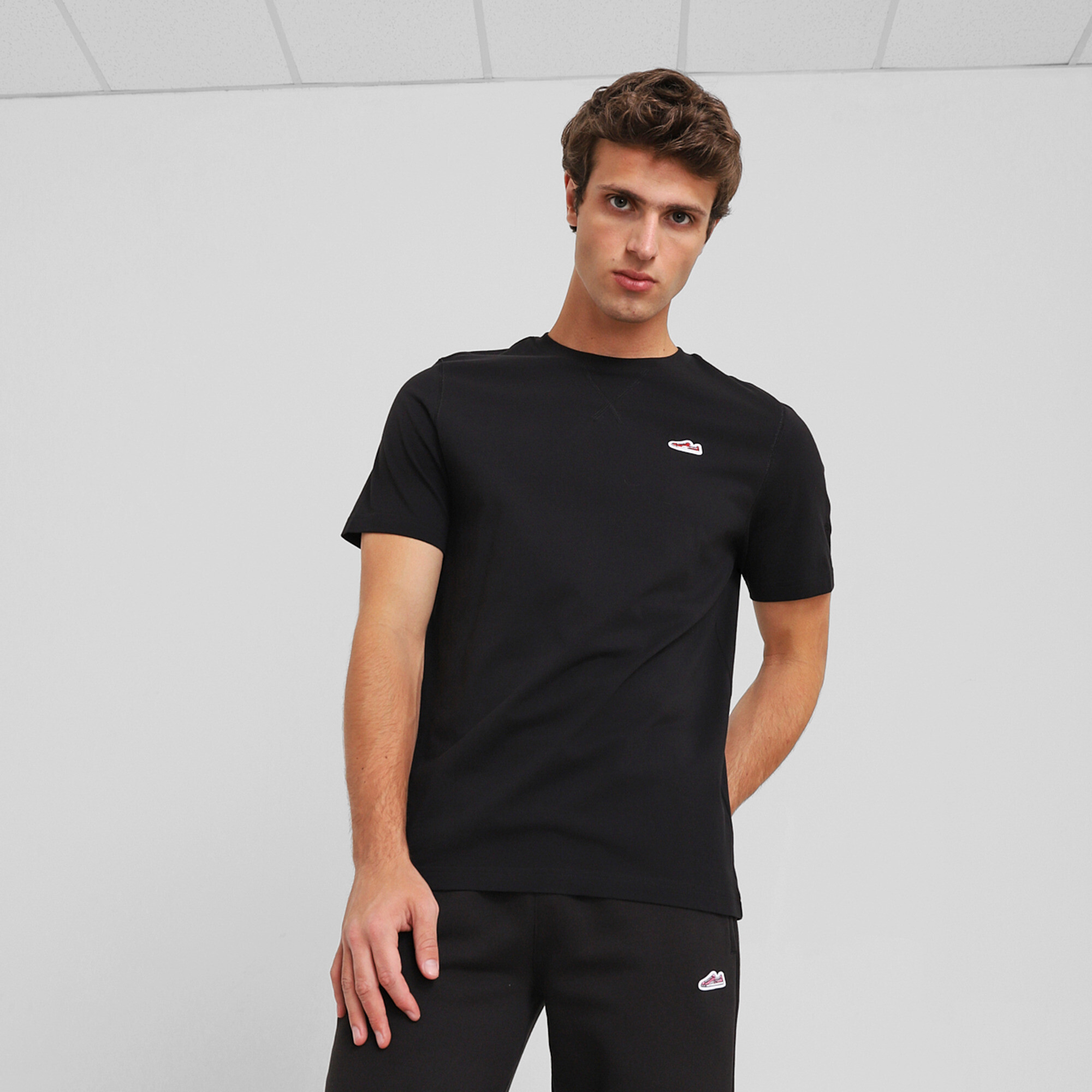 Polera Wardrobe Essentials Suede para hombre