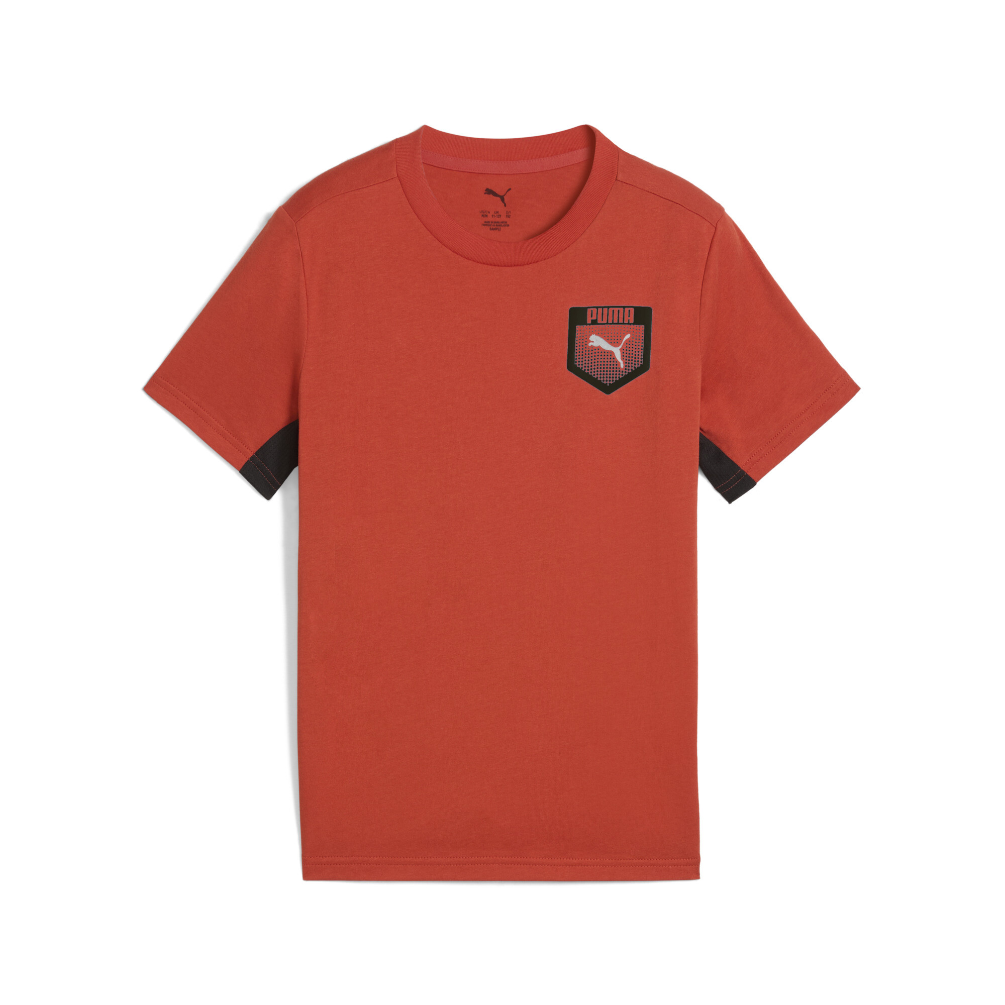 商品情報若いトレンドセッターのためにデザインされたプーマTシャツ。クールなグラフィックのラバープリントと、脇の下に通気性の良いメッシュのインサートを備えています。8歳以上のお子様におすすめのサイズです
