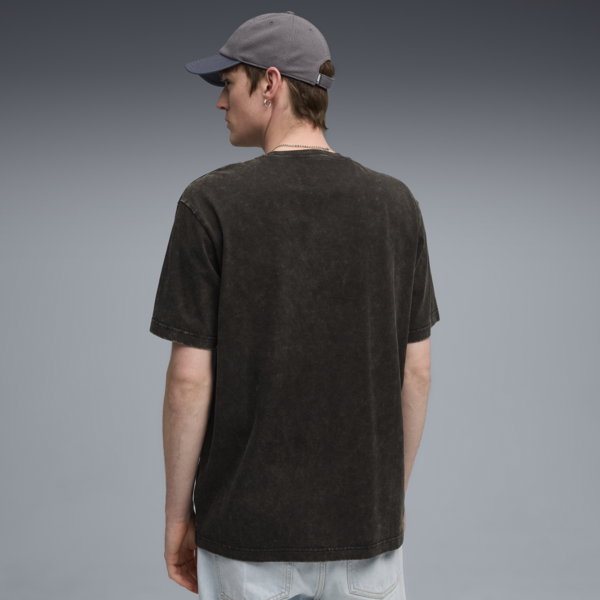 Essentials Elevated Relaxed Wash Tee Men, PUMA Black, large-ZAF