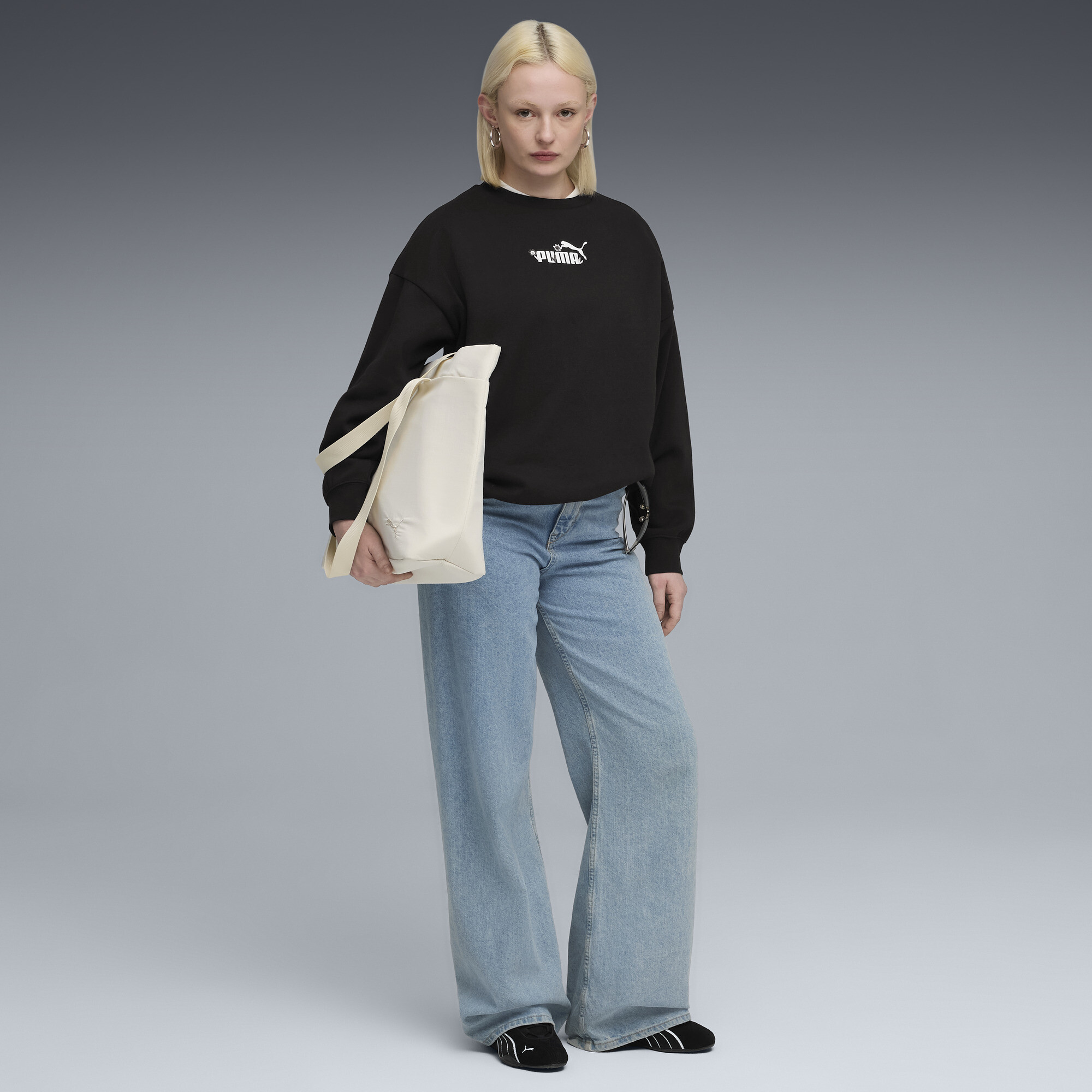 PUMA Essentials Nature 2.0 oversized sweater met ronde hals voor Dames, Zwart, Maat XS thumbnail 4