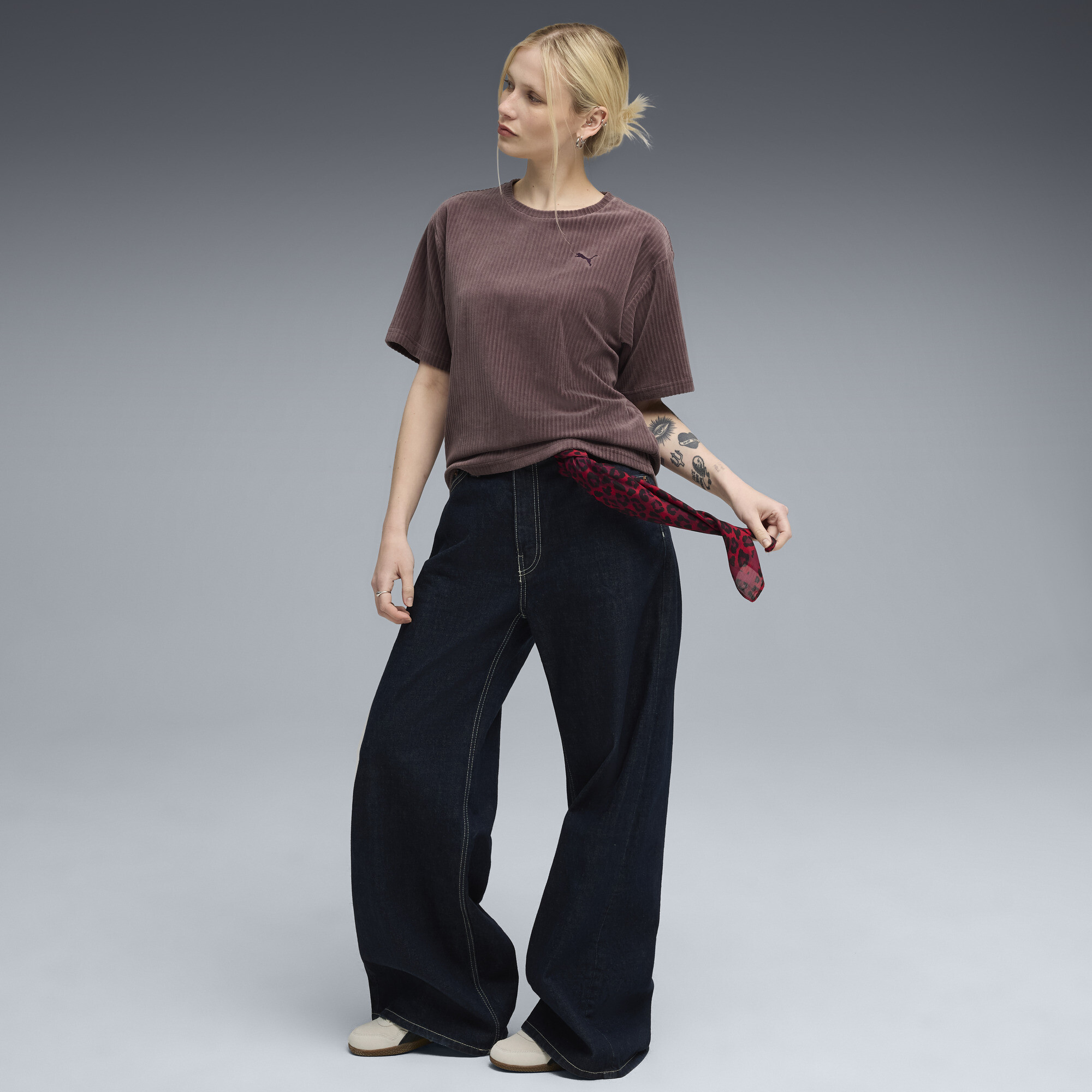 PUMA Essentials Elevated relaxed velours geribbeld T-shirt voor Dames, Maat M thumbnail 4