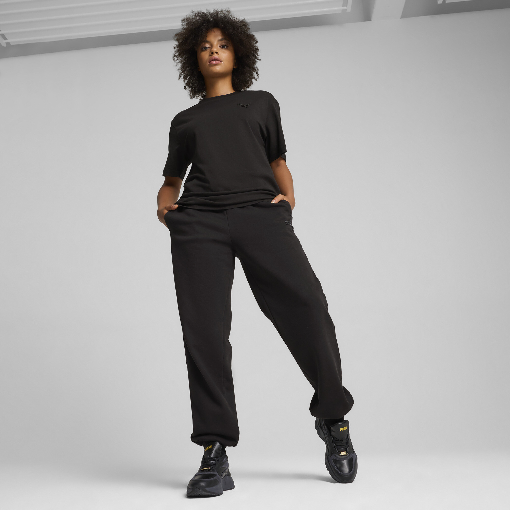 PUMA Essentials Elevated uniseks T-shirt, Zwart, Maat M thumbnail 6