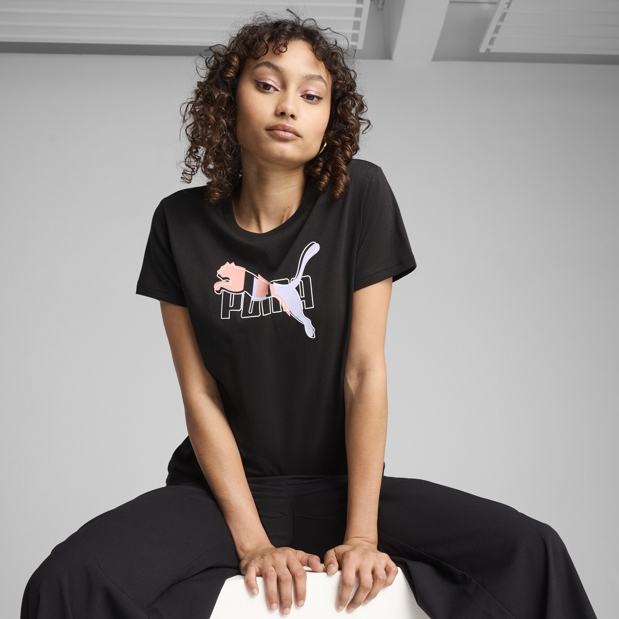 Puma Essentials Logo Lab Women's T-shirt In Black