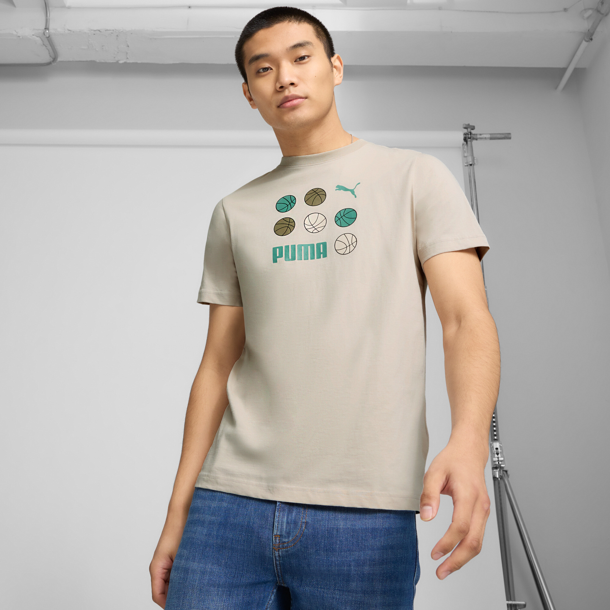 Puma Graphics Bball Men's T-shirt In Beige