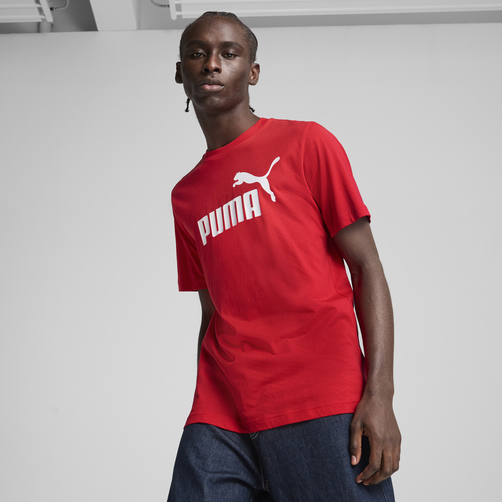 PUMA Essentials Men's T-Shirt in Red, Size S
