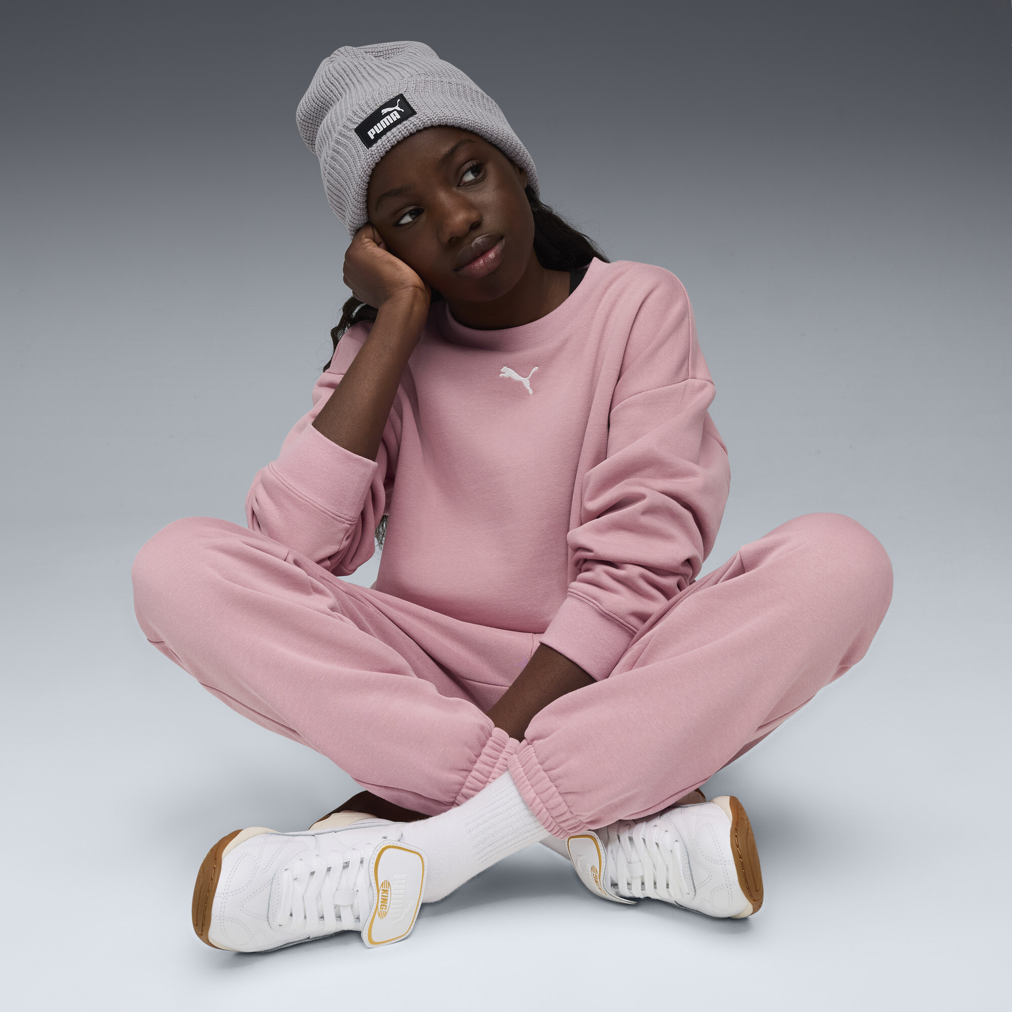PUMA Loungewear oversized joggingpak voor Dames, Roze, Maat 13-14Y thumbnail 4