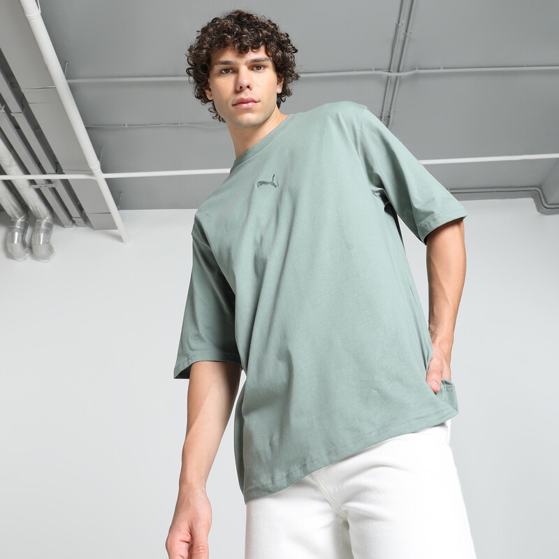 

Men's PUMA ELEVATED Logo Boxy Fit Tee