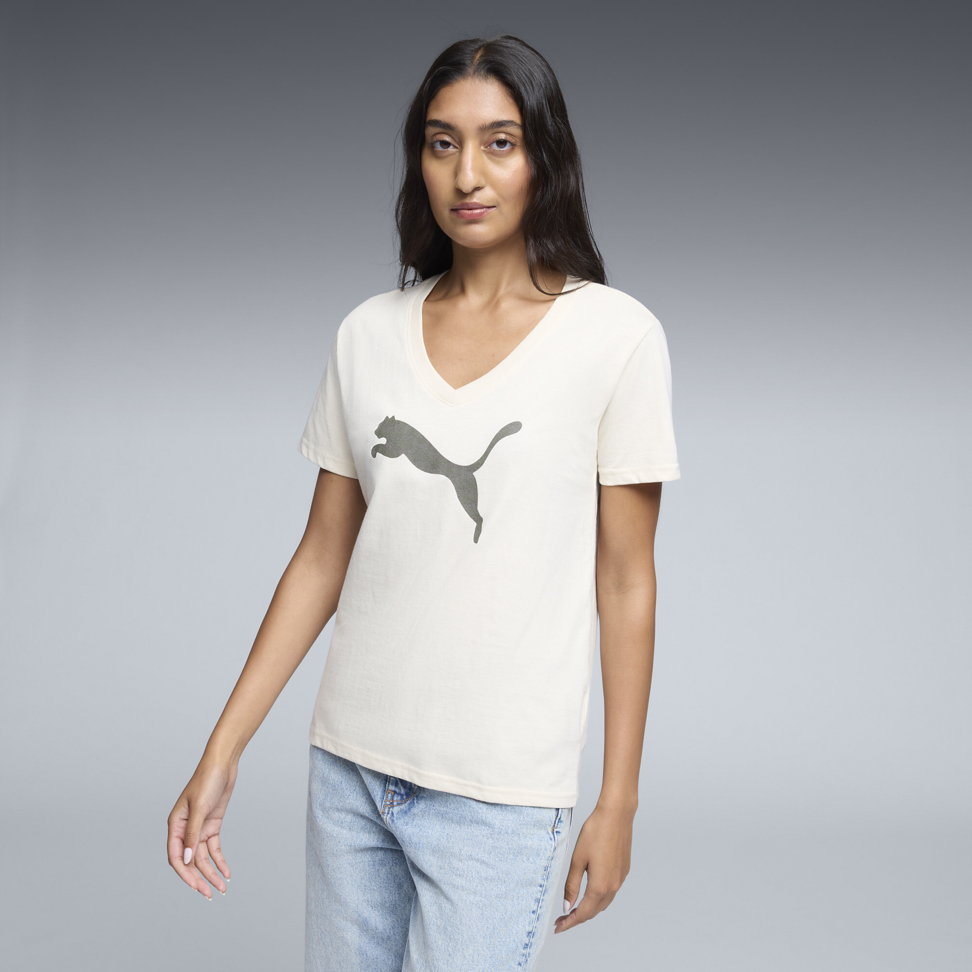 PUMA House of Graphics Women's V-Neck T-Shirt in White, Size S