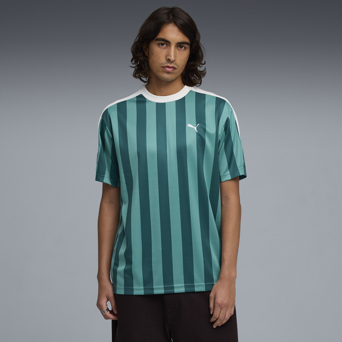 Essentials T7 Relaxed Football Jersey Men in Emerald Ice by PUMA, XS