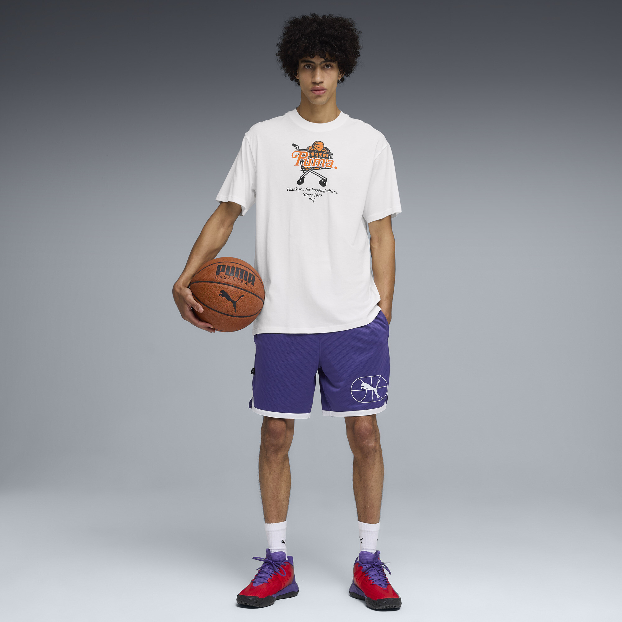 PUMA Junior Varsity I relaxed basketbal-T-shirt voor Heren, Wit, Maat XS thumbnail 2