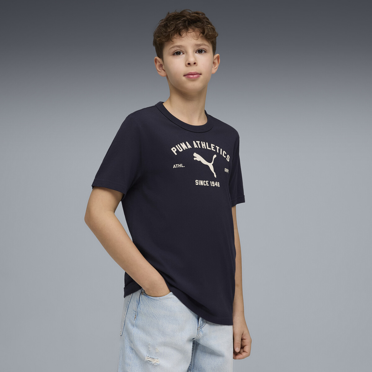 PUMA Class Graphic T-Shirt Youth in New Navy, 7-8Y