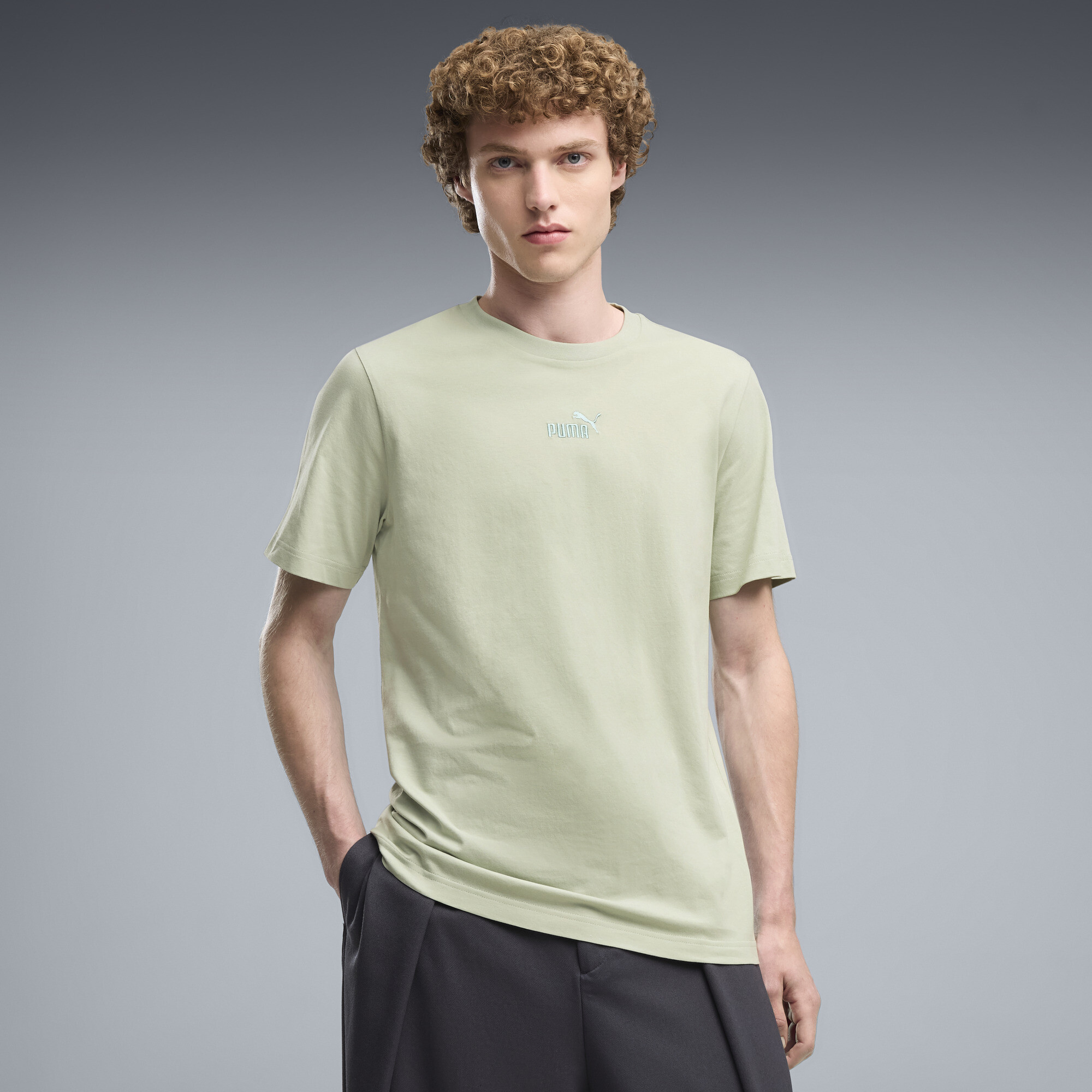 Polera Essentials Small No. 1 Logo para hombre
