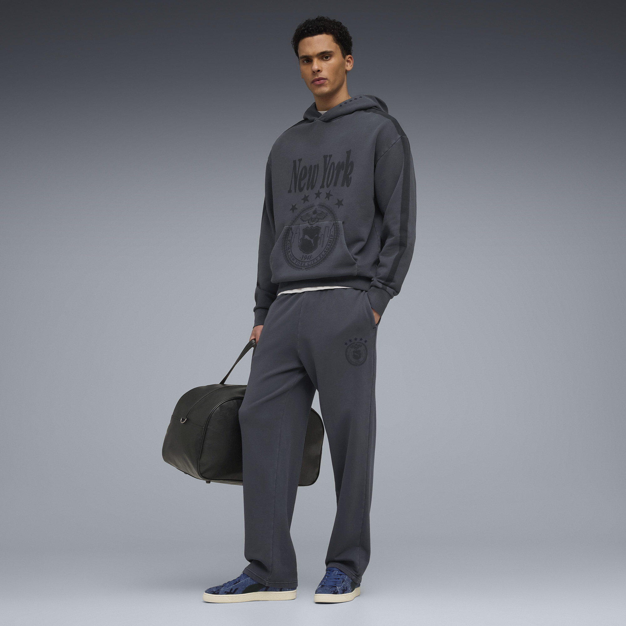 PUMA Wardrobe Essentials NYC Men's Sweatpants in Blue, Size L