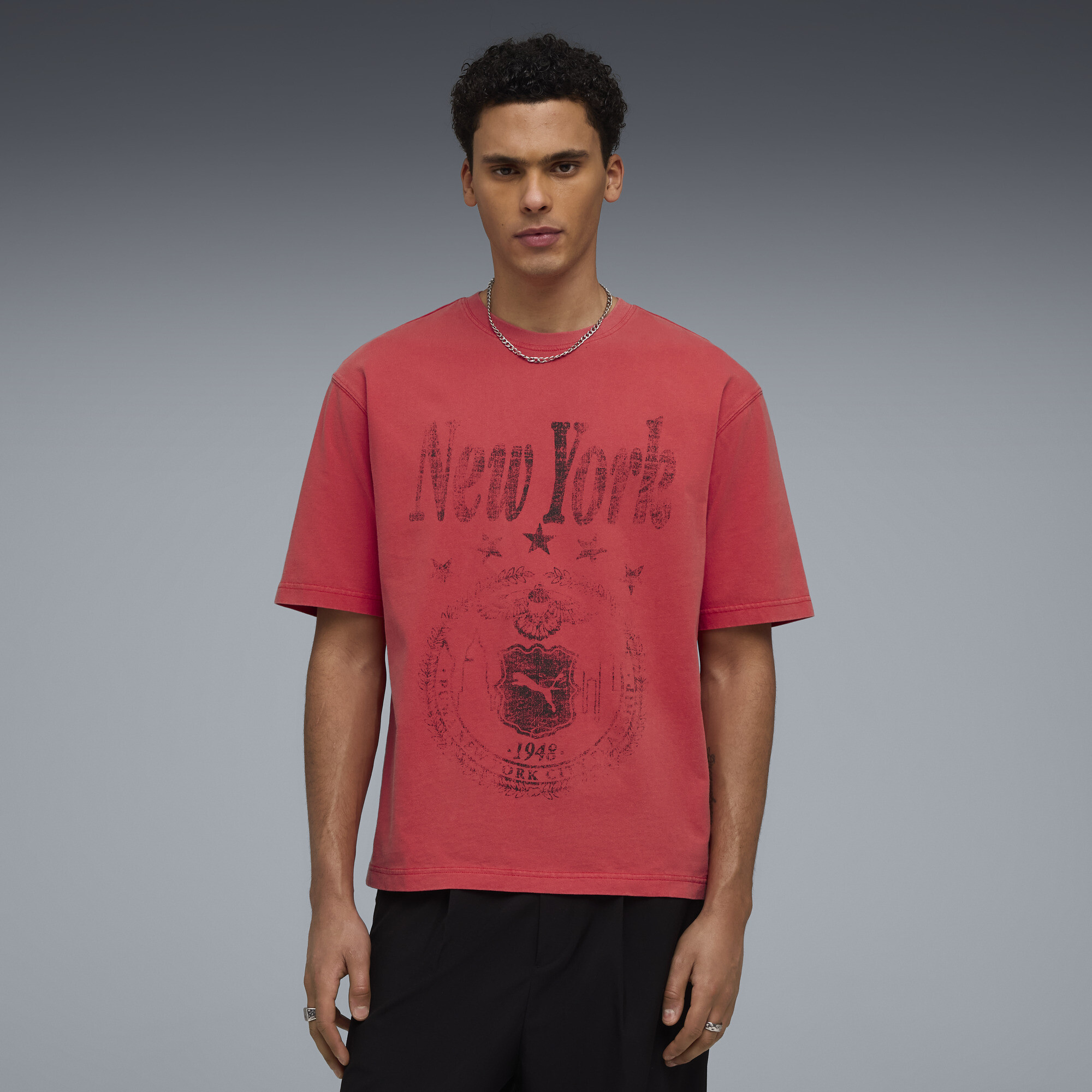 PUMA Wardrobe Essentials NYC Men's Boxy T-Shirt in Red, Size XL