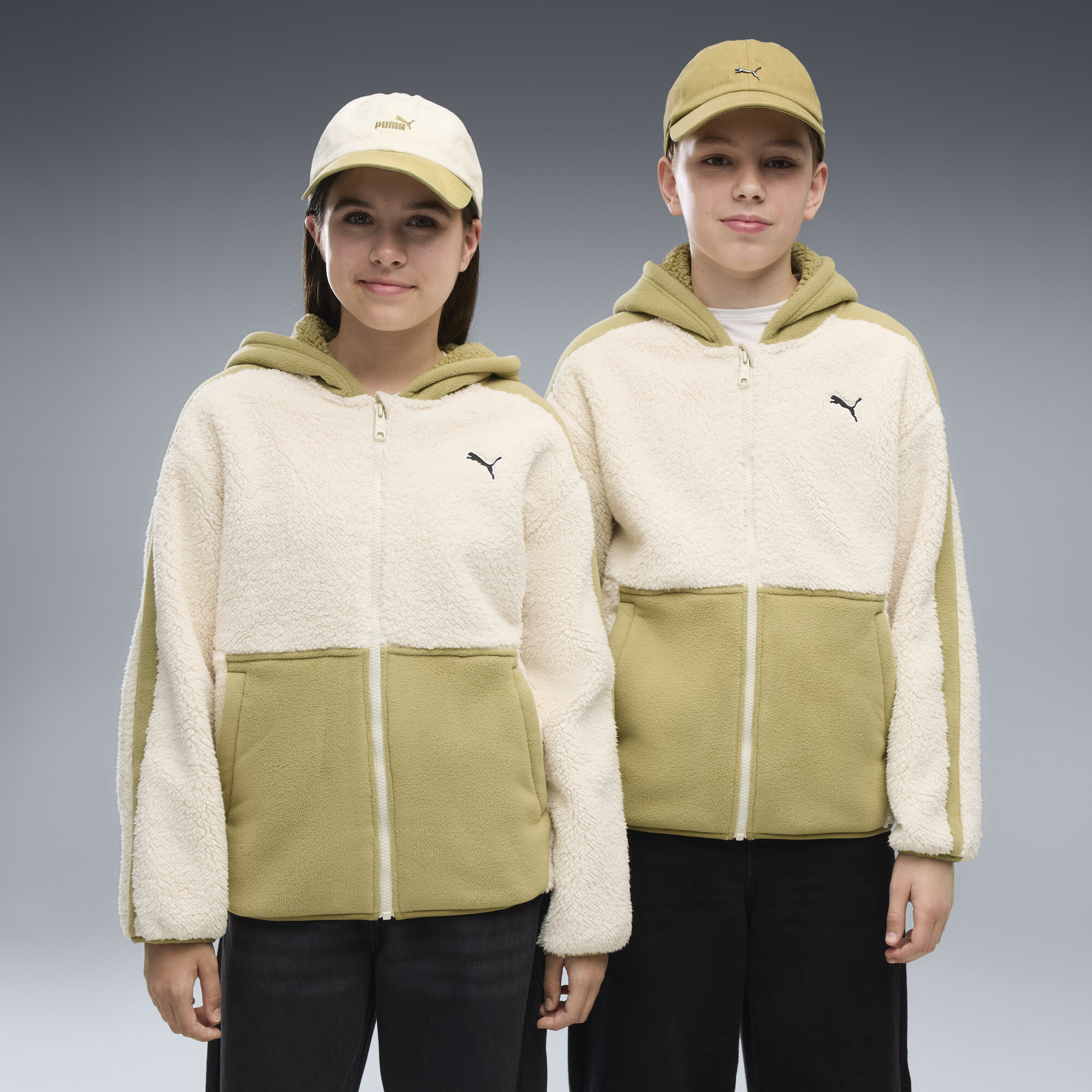 PUMA Essentials Elevated Winterized Relaxed Sweatjacke Teenager, Kleidung, Weiß, 9-10Y