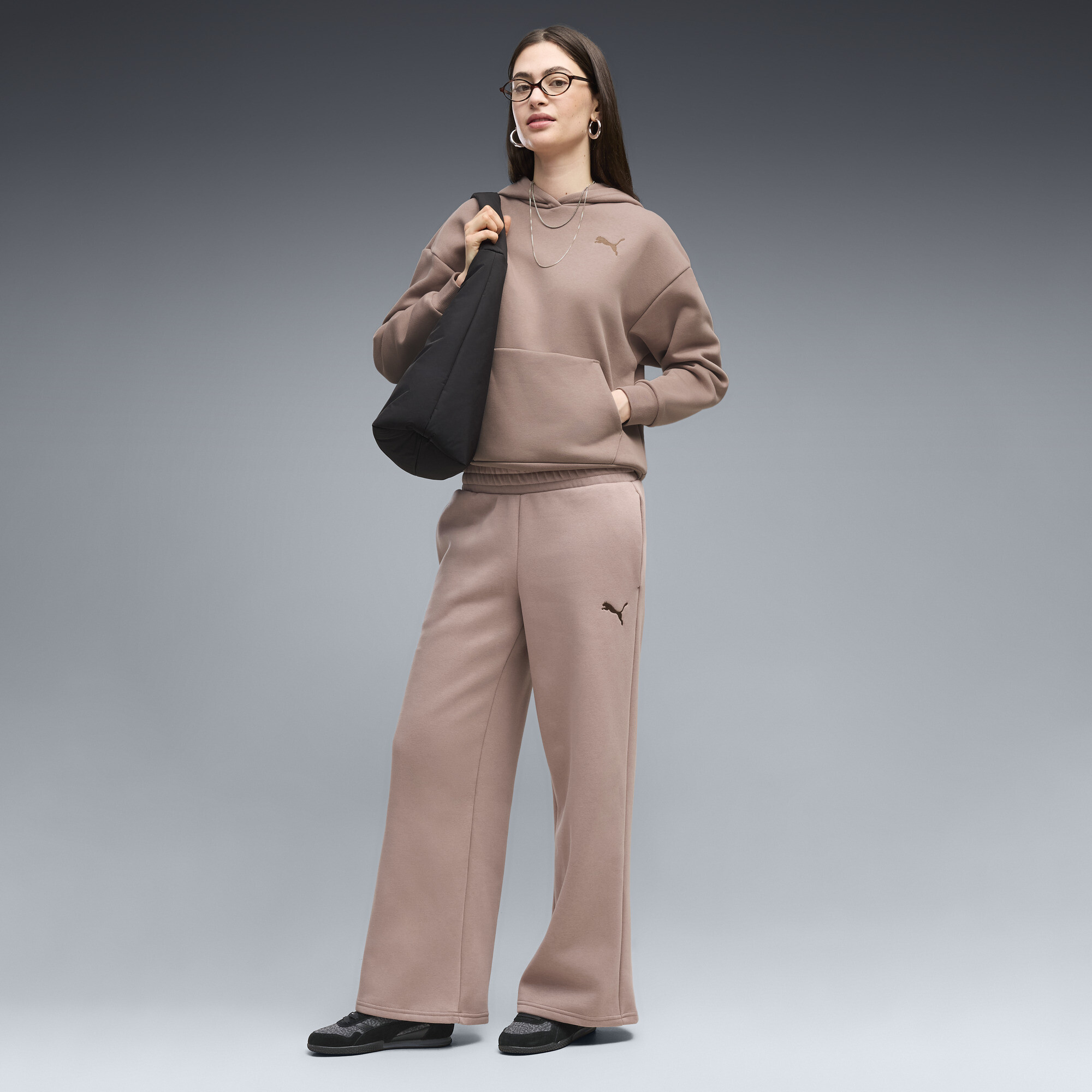 PUMA Elevated Essentials Women's Fleece Wide Leg Sweatpants in Beige, Size M