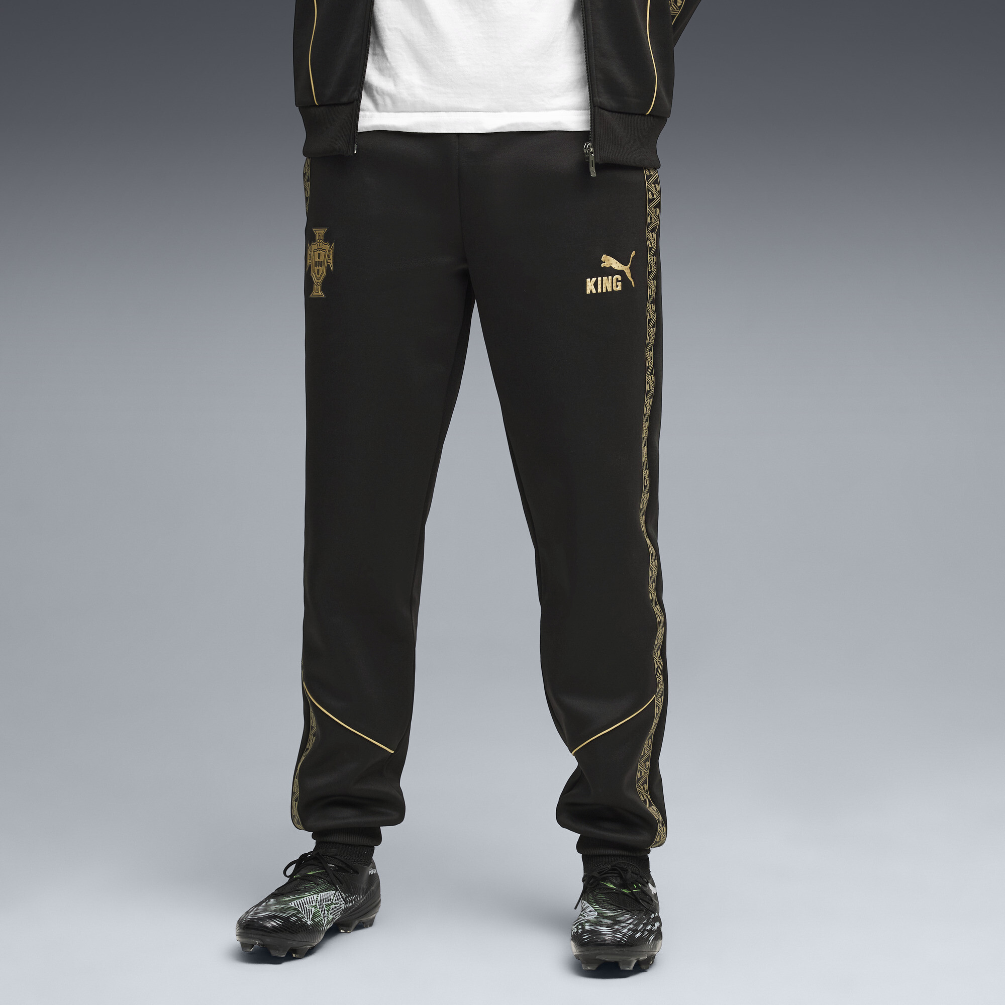 PUMA Portugal Special Edition EusÃ©bio KING Pre-match broek voor Heren, Zwart/Goud, Maat S thumbnail 6