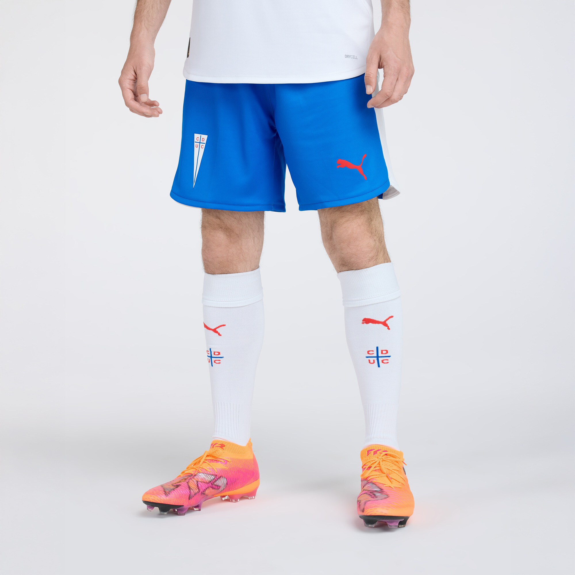 Shorts Universidad Católica Local Réplica para hombre