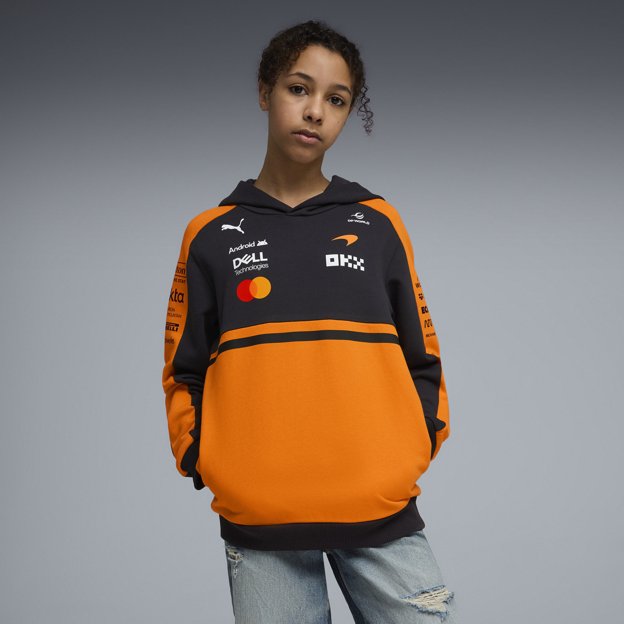 ON パーカー ROAD T-Pablow hoodie THE logo