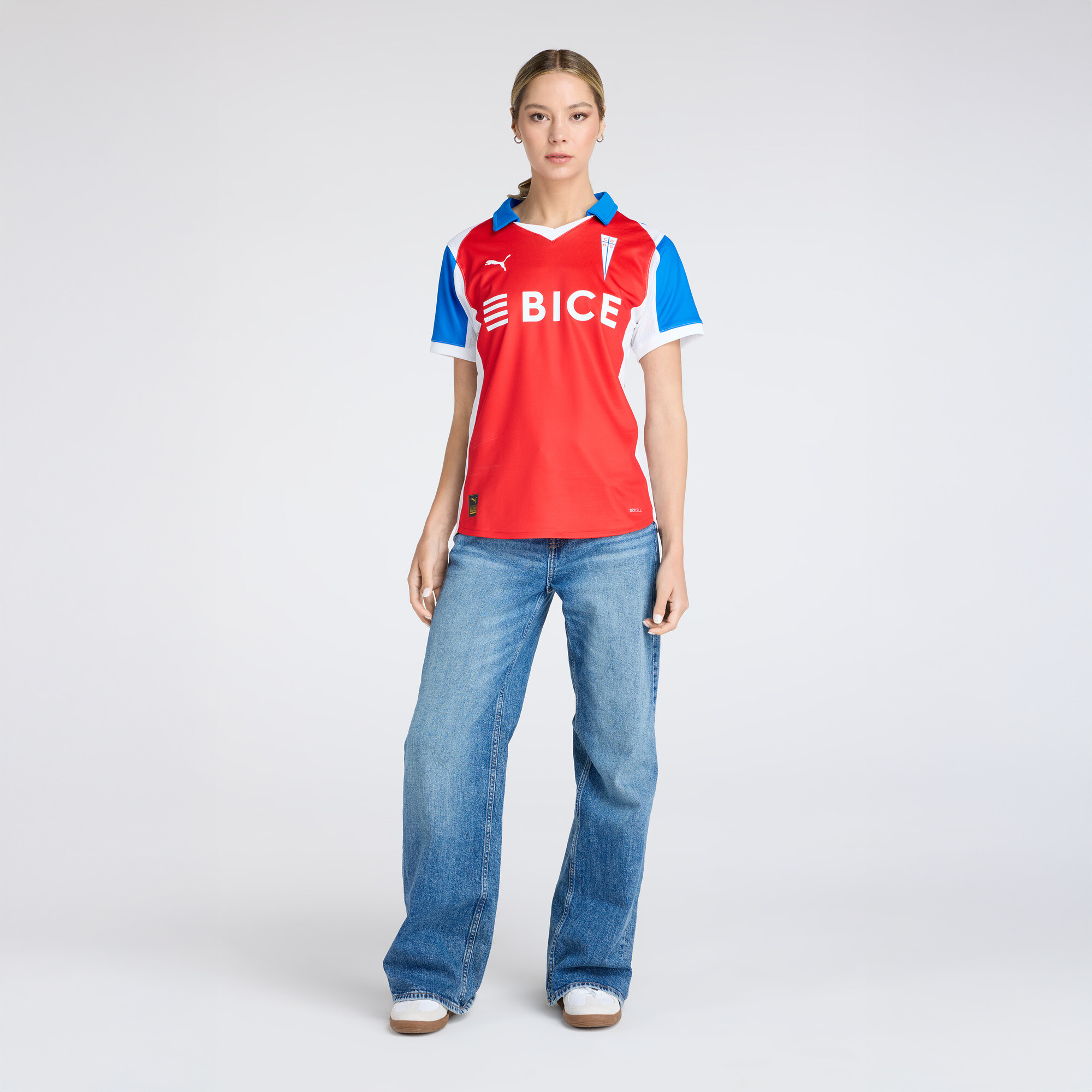 Camiseta Visita Universidad Católica para mujer