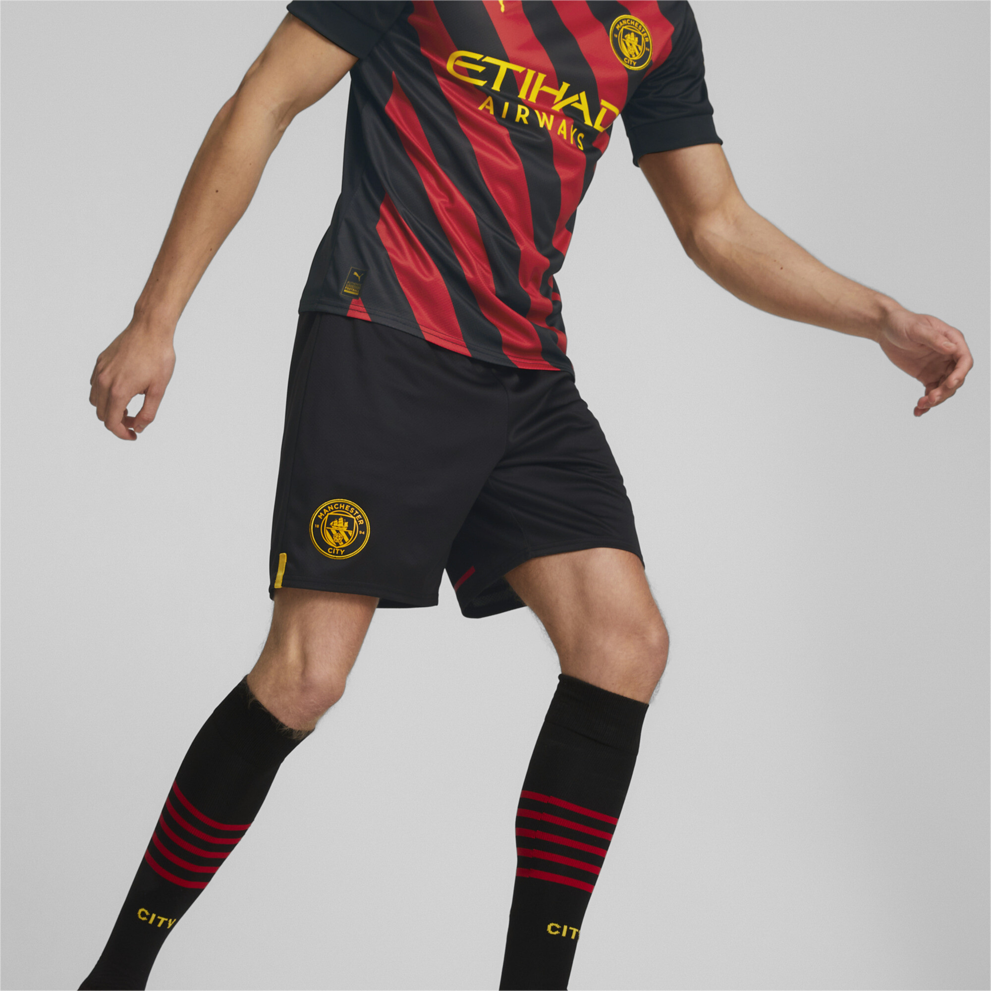 Puma Manchester City F.C. 22/23 Replik-Shorts Herren | Mit Plain | Black/Tango Red | Größe: M