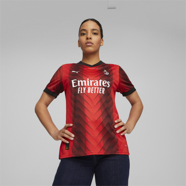 Red and black pumas new jersey discount