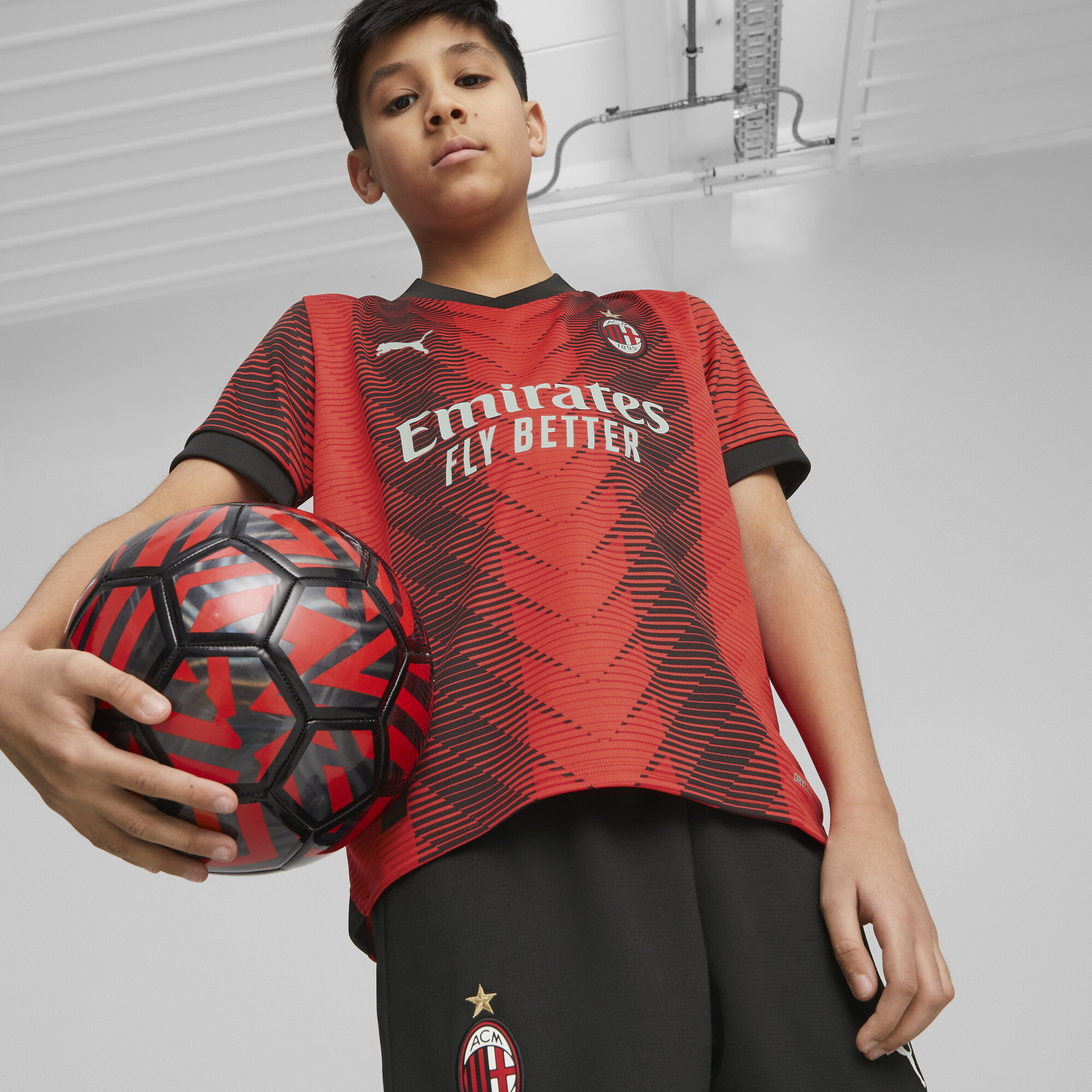 Camiseta Puma AC Milan mujer 2023 2024 roja negra