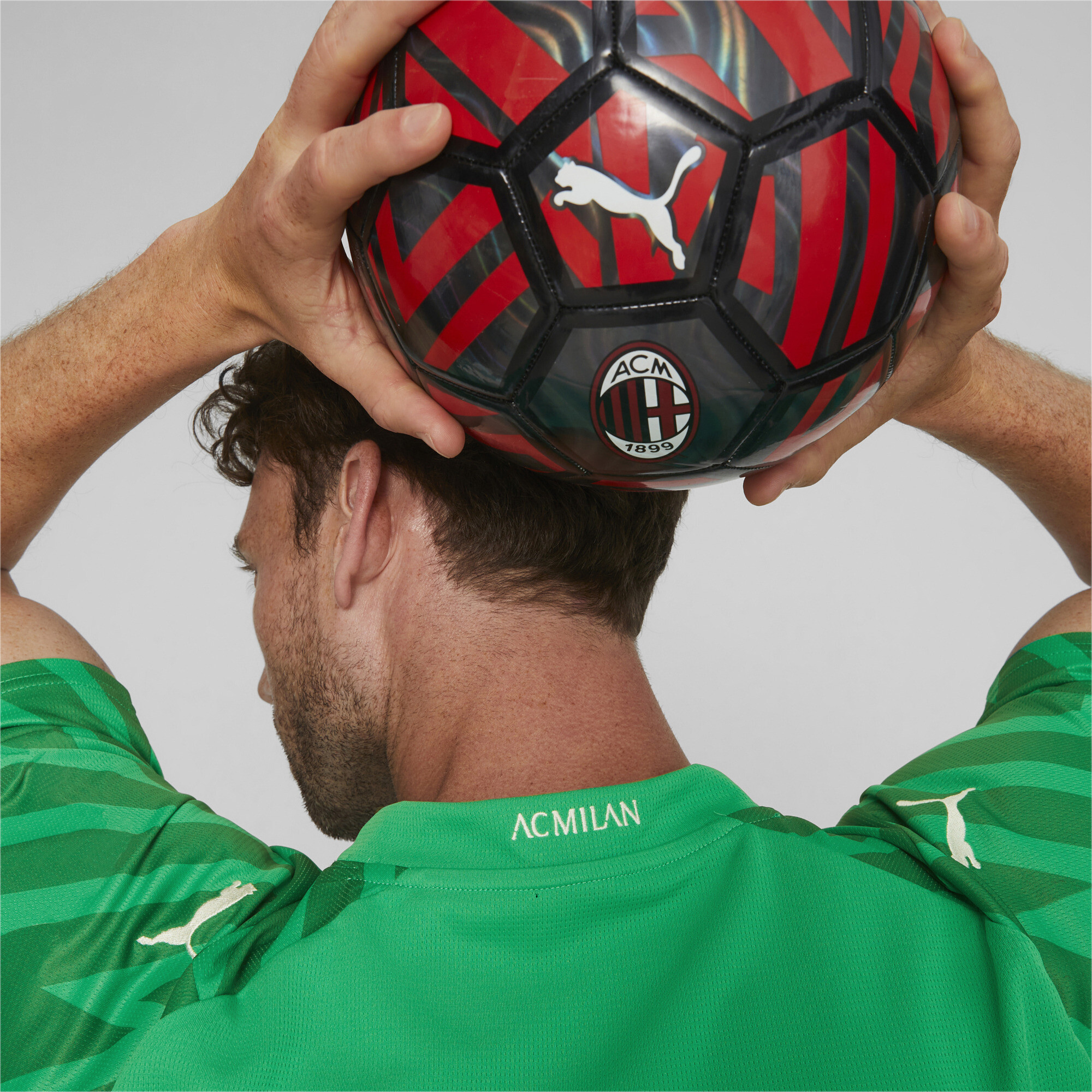 Men's Puma AC Milan Football's Goalkeeper Jersey, Green, Size XS, Clothing
