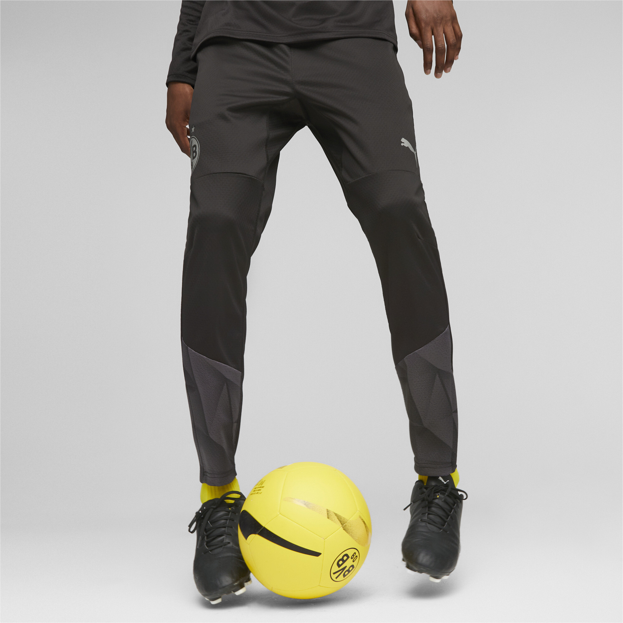 Men's Puma Borussia Dortmund Football Training Pants, Black, Size 3XL, Clothing