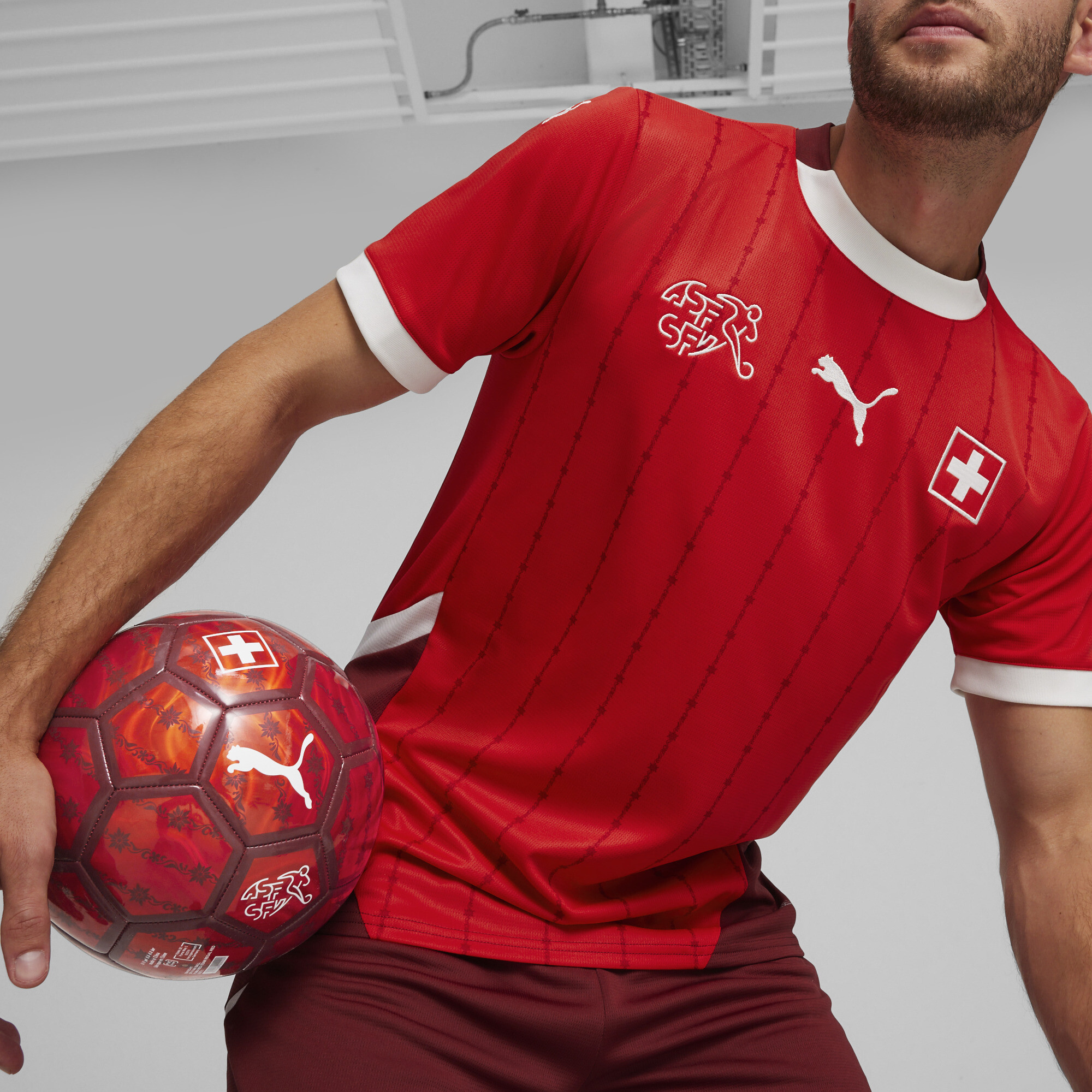 Men's Puma Switzerland 2024 Home Jersey, Red, Size M, Sport