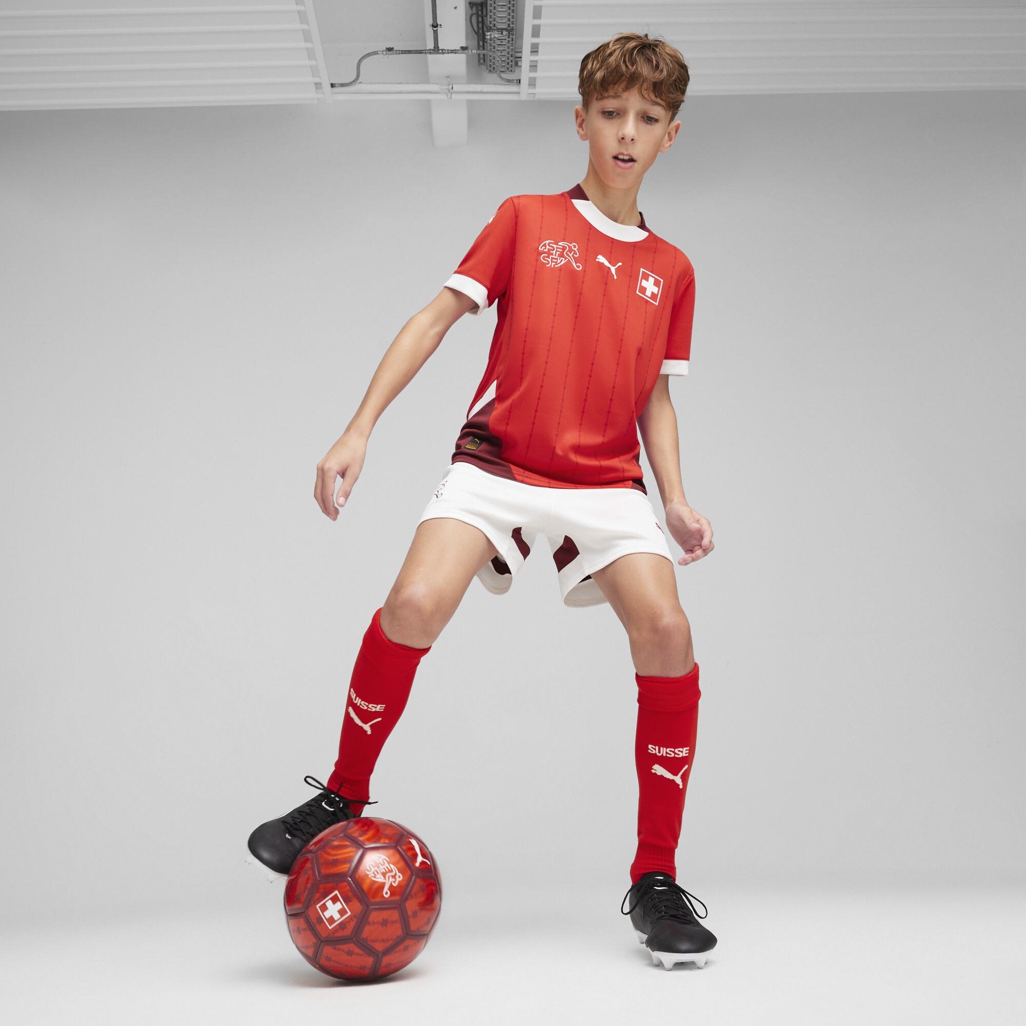 Puma Switzerland 2024 Home Jersey Youth, Red, Size 15-16Y, Clothing