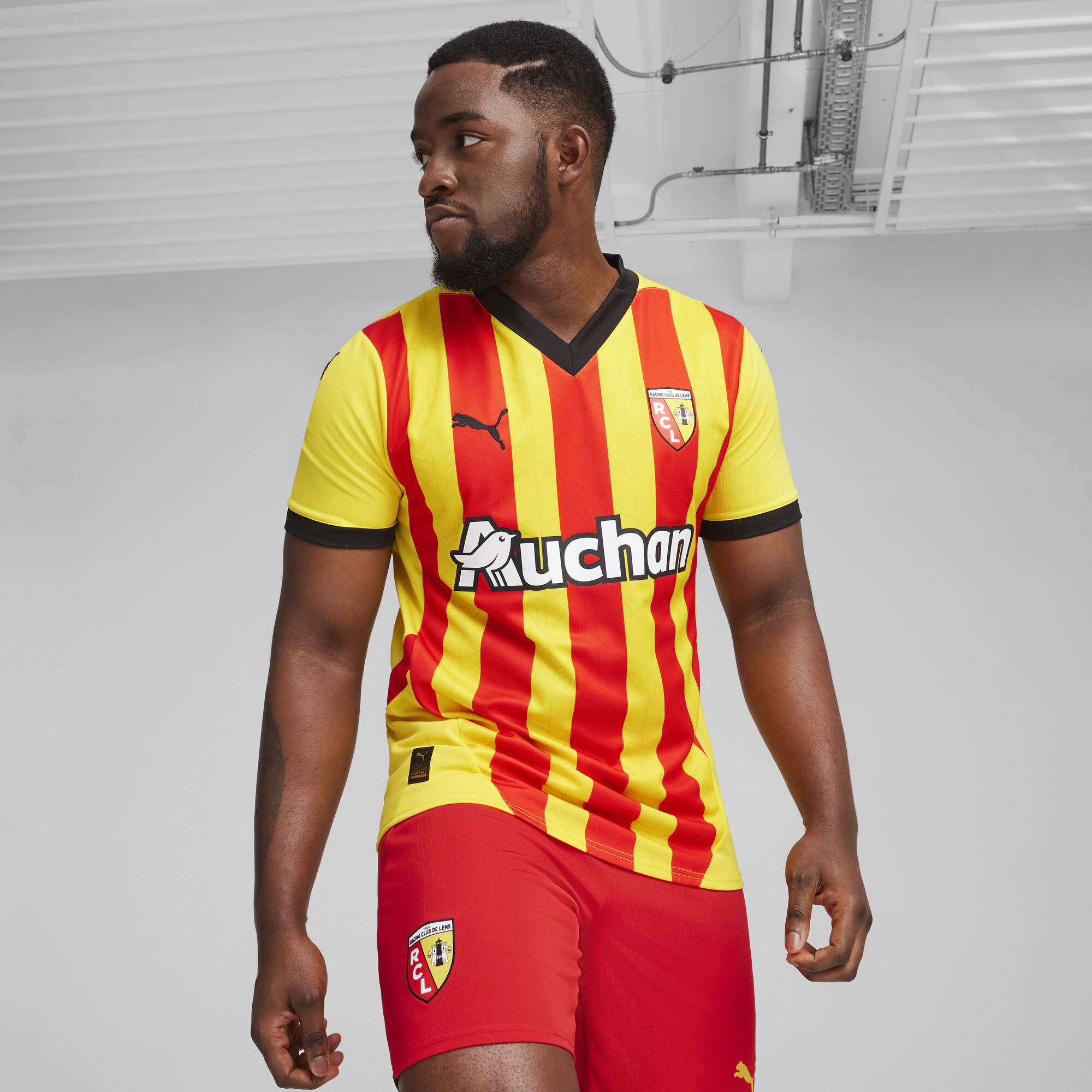 Puma RC Lens 24/25 Heimtrikot | Mit Print | Pelé Yellow/Red | Größe: XXL