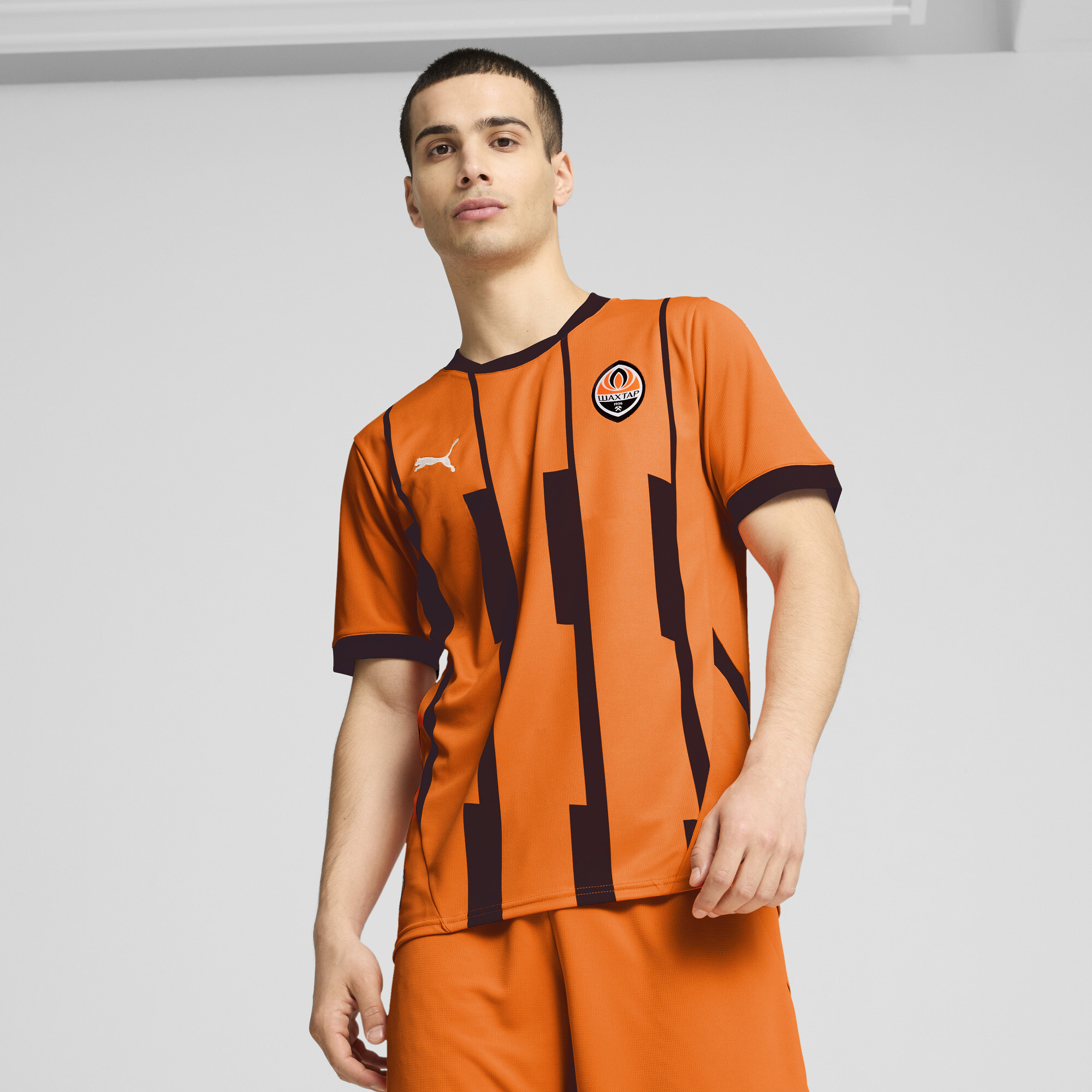 Puma FC Shakhtar Donetsk 24/25 Heimtrikot Herren | Mit Striped | Rickie Orange/Black | Größe: L