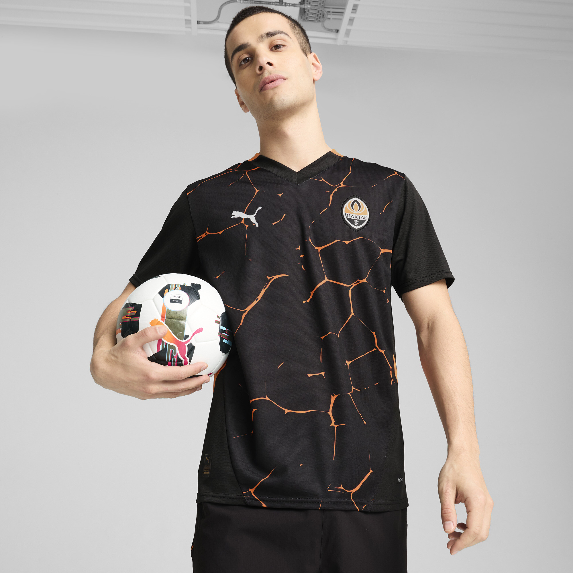 Puma FC Shakhtar Donetsk 24/25 Auswärtstrikot Herren | Mit Print | Black/Rickie Orange | Größe: 3XL