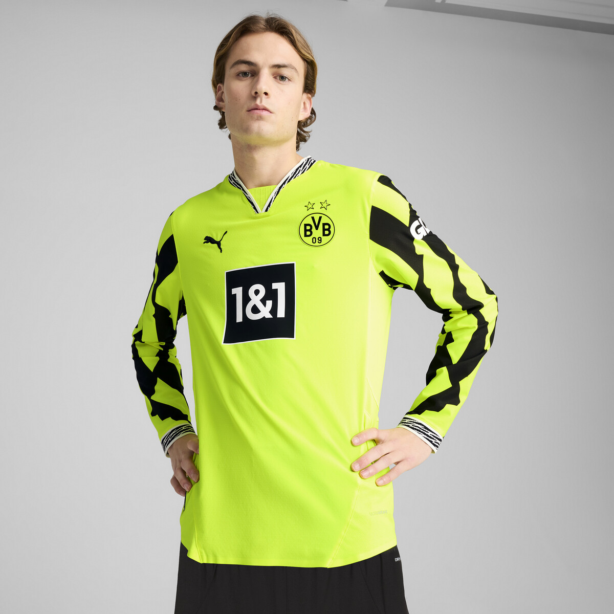 Borussia Dortmund Authentic Long Sleeve Special Jersey Men in Yellow Alert/Black by PUMA, Medium