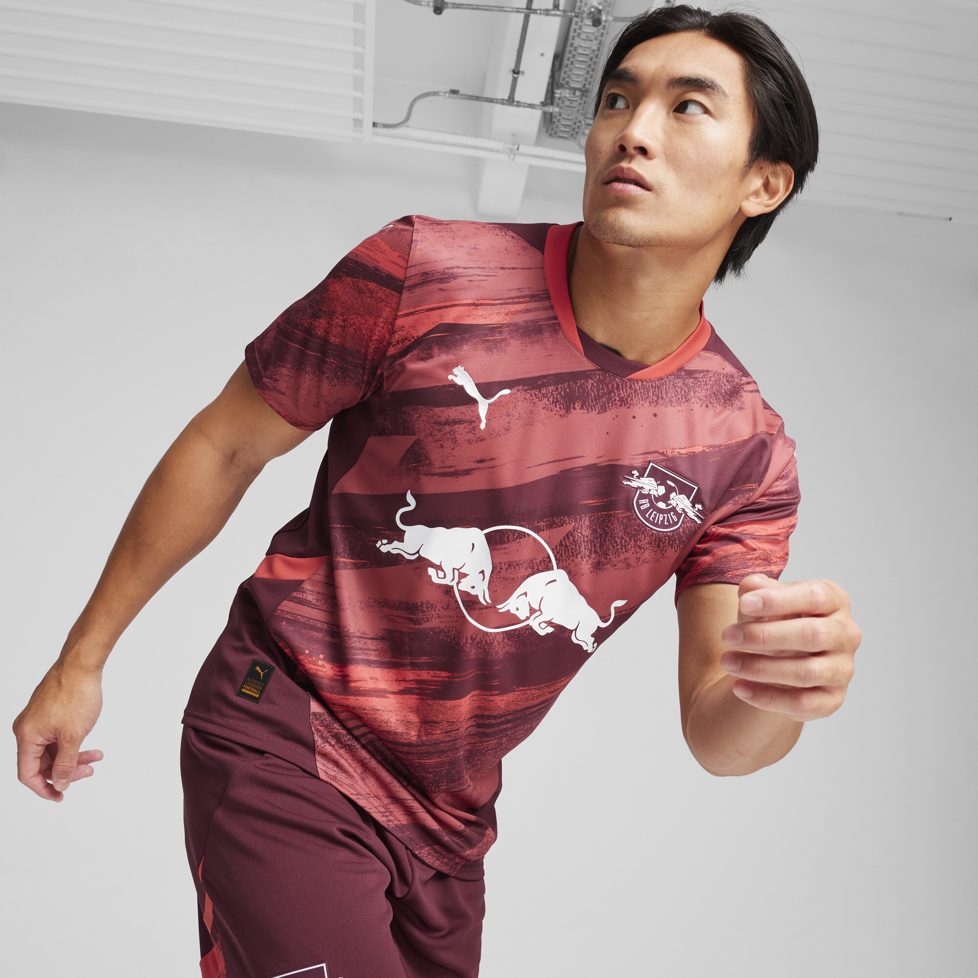 Puma RB Leipzig 24/25 Auswärtstrikot Herren | Mit Print | Dark Jasper/Active Red | Größe: XS