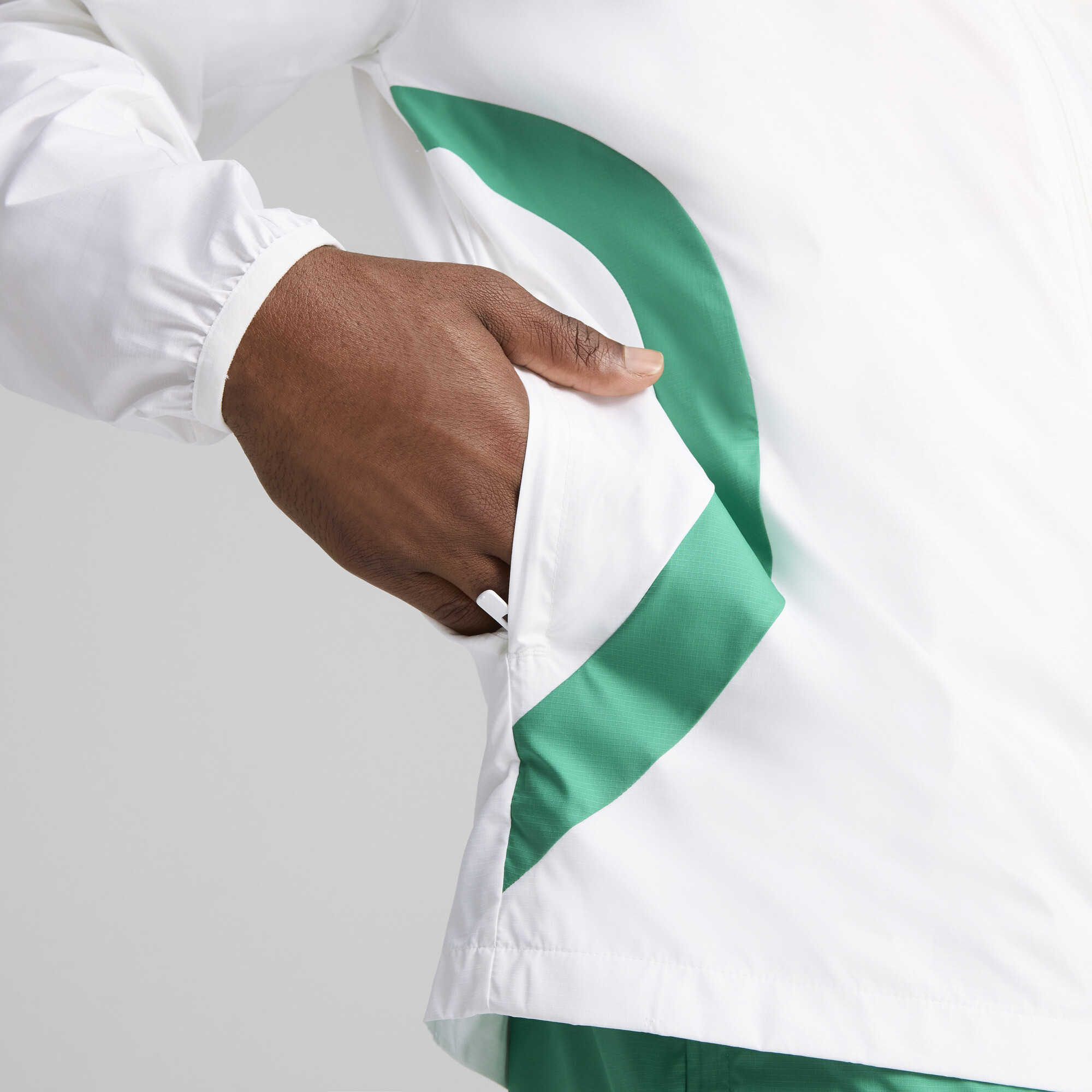 PUMA Senegal 2025 geweven prematch-jack voor Heren, Groen/Wit, Maat XXL thumbnail 7