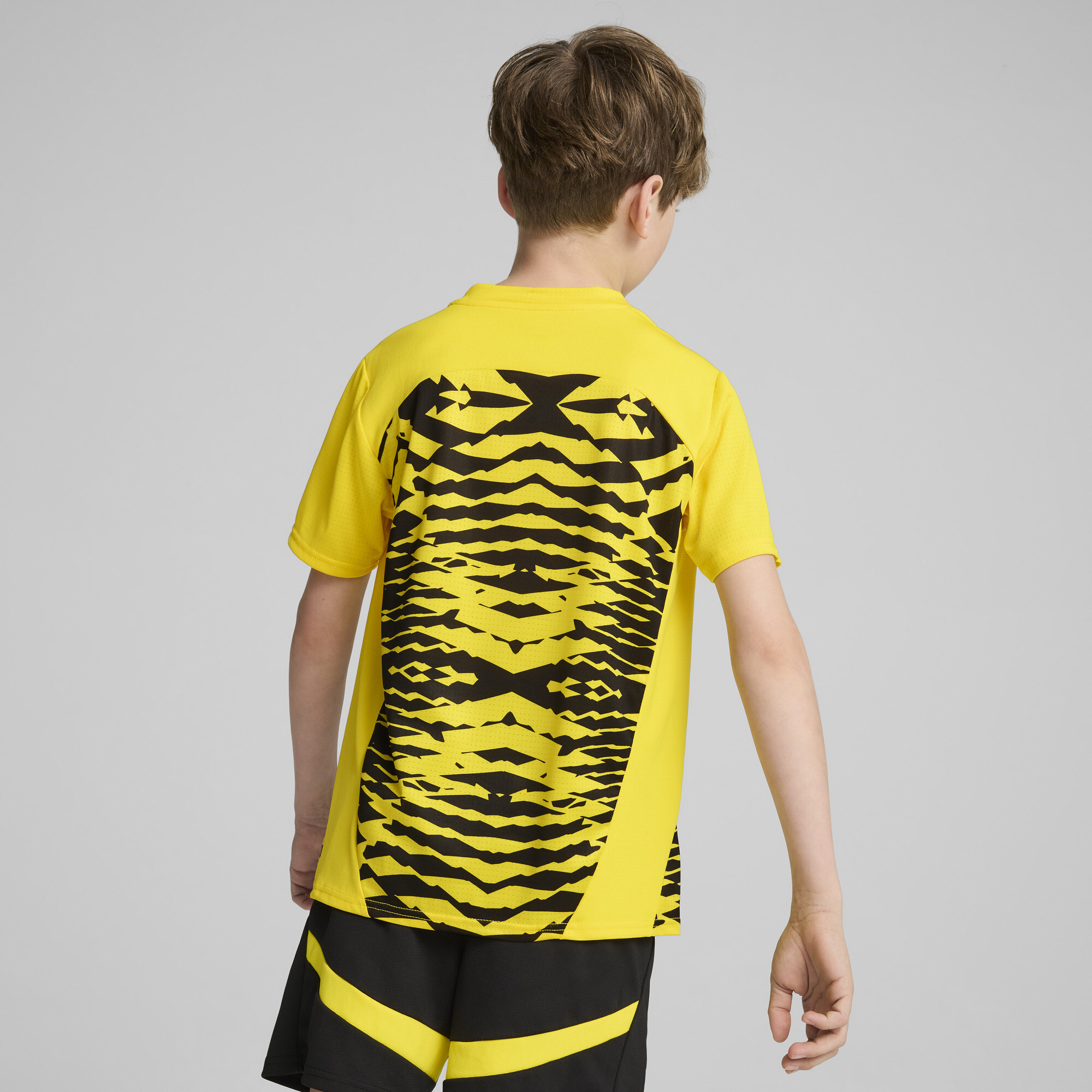 Puma Borussia Dortmund Pre-match Short Sleeve Jersey Youth, Yellow, Size 7-8Y, Clothing