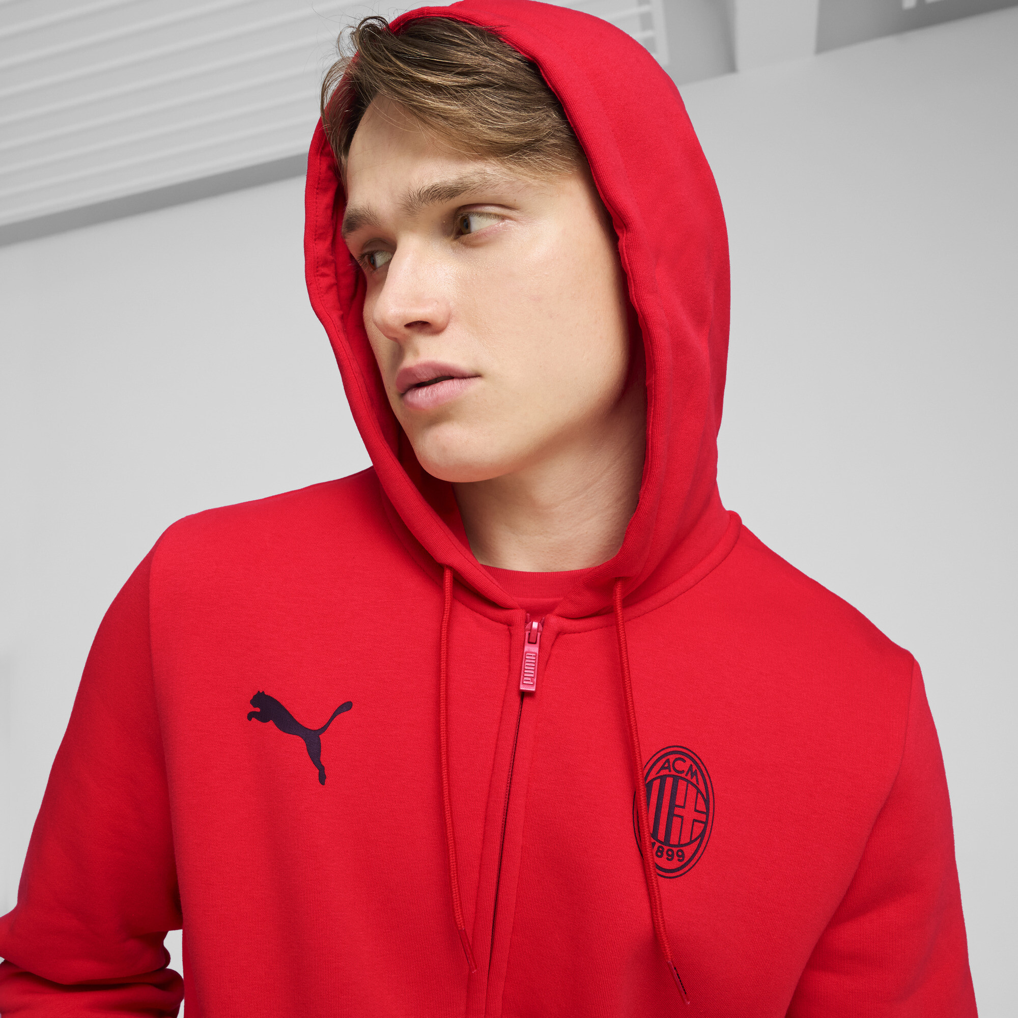 Men's Puma AC Milan Ftbl ESSENTIALS Hooded Jacket, Red, Size L, Sport